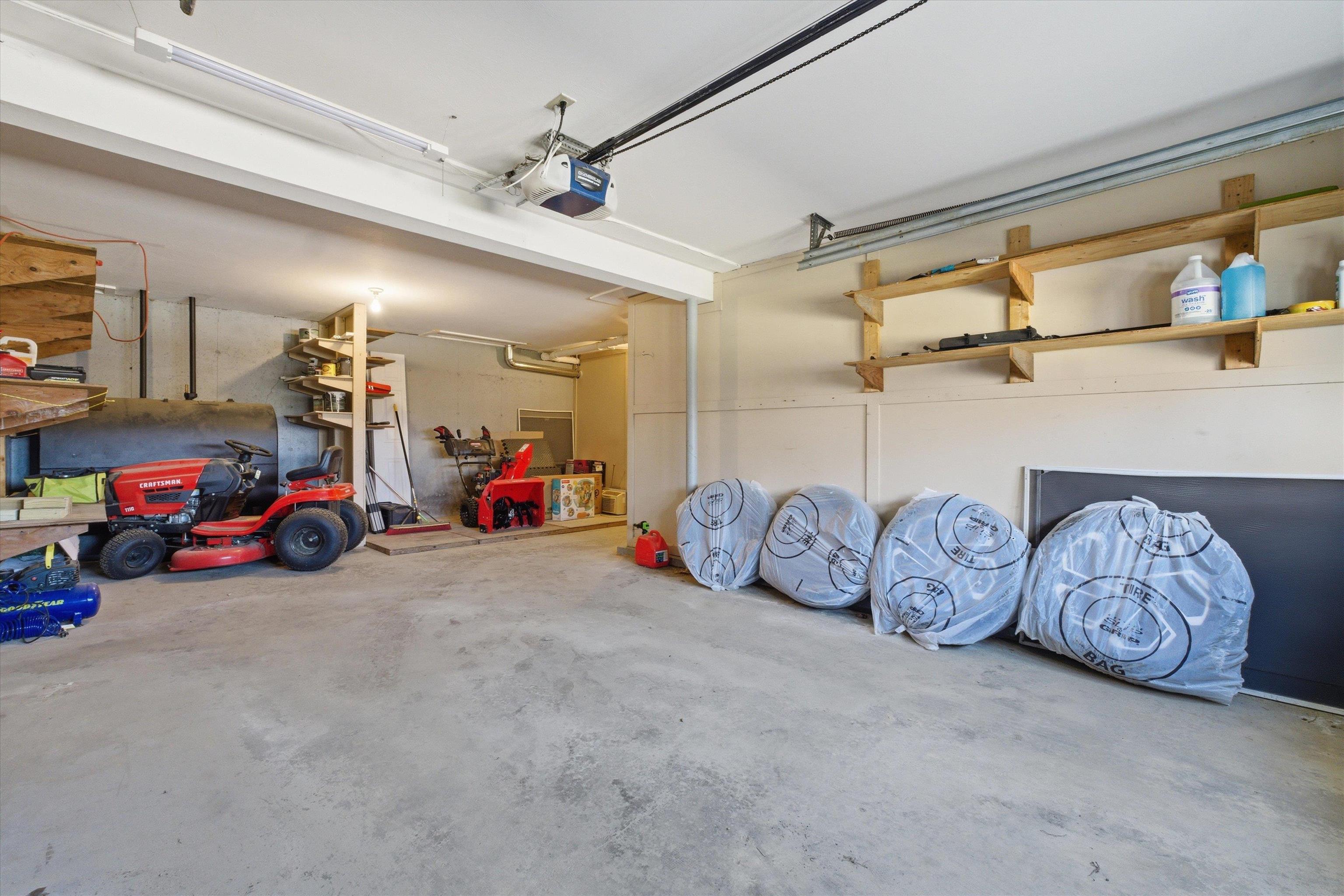 615 Bean Hill Rd, Northfield, NH 03276