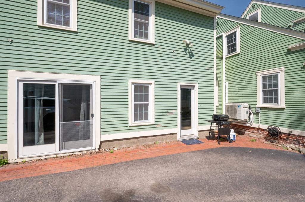 155 Locust St, Dover, NH 03820
