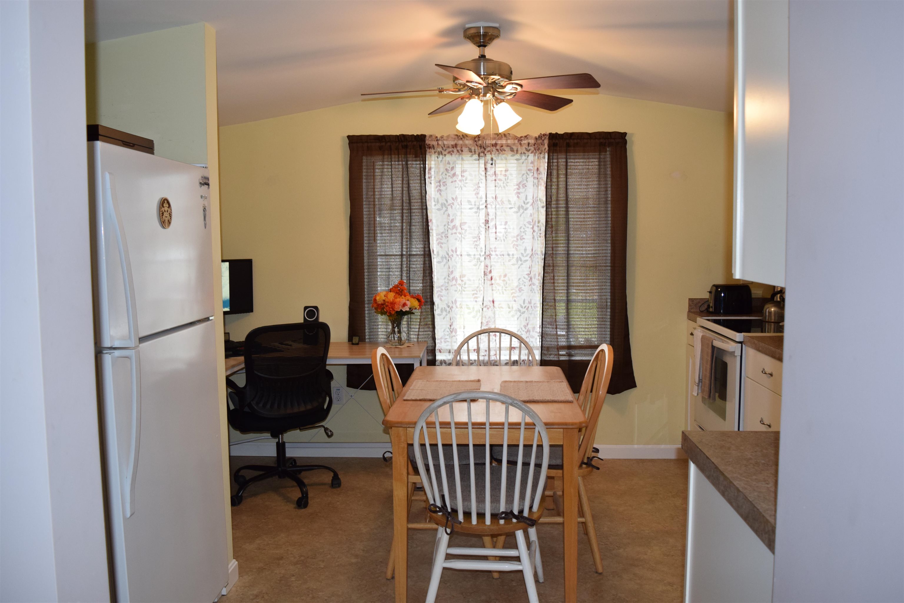 24 O'kane Ave, Bethlehem, NH 03574