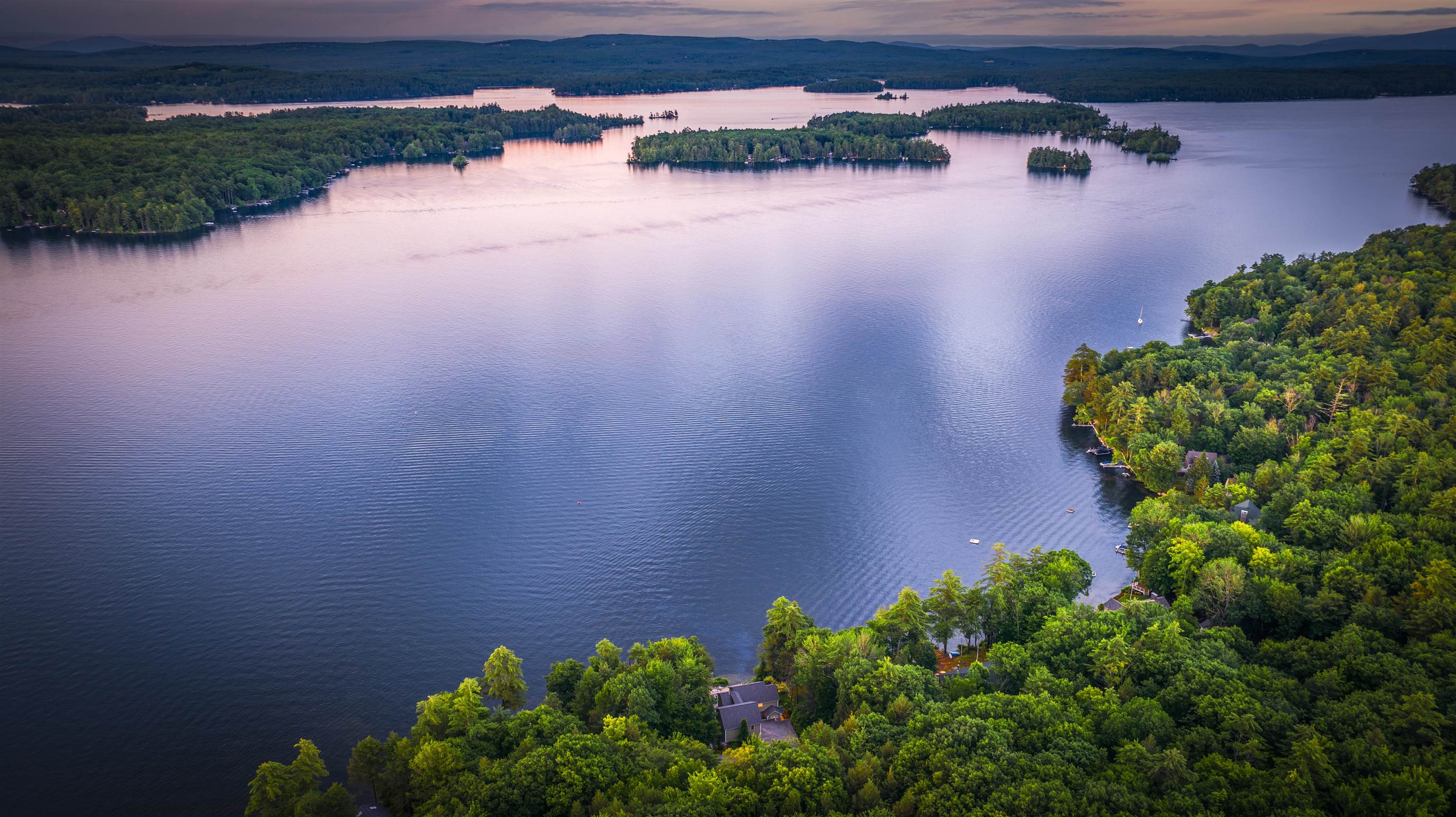 109 Leeward Shores Rd, Moultonborough, NH 03254