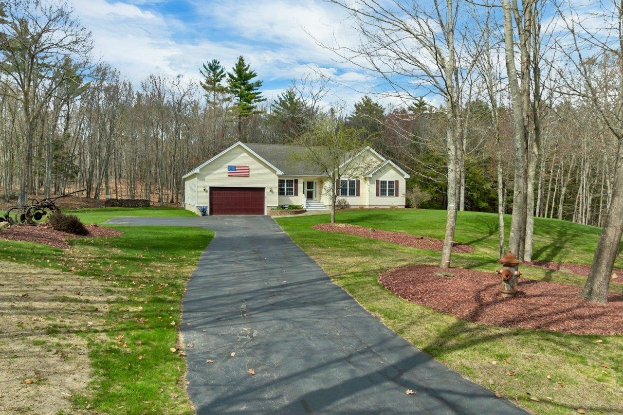 303 Lords Mill Rd, Epsom, NH 03234