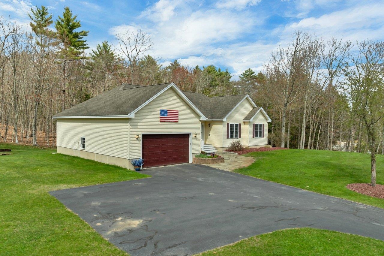 303 Lords Mill Rd, Epsom, NH 03234