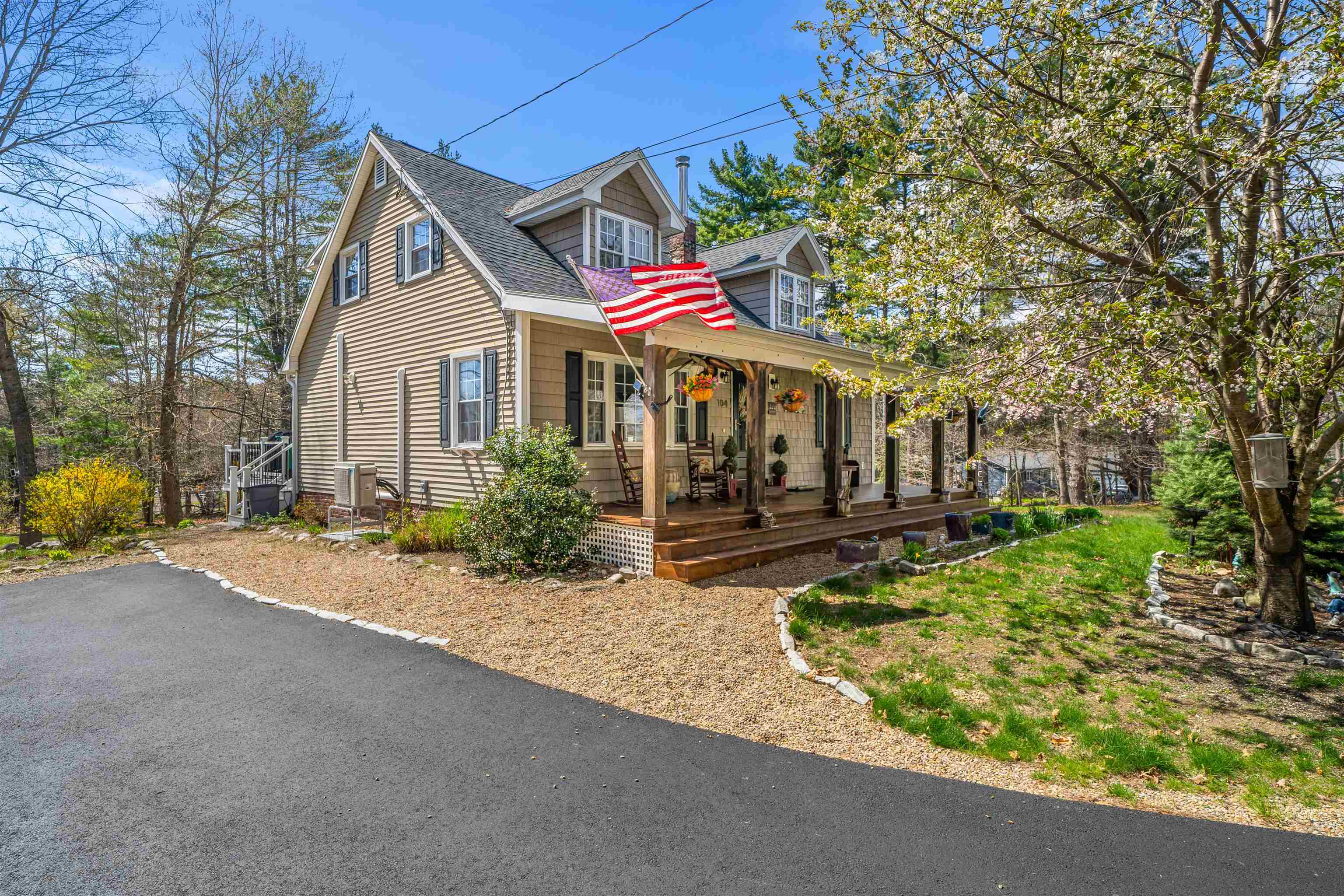104 Joppa Rd, Merrimack, NH 03054