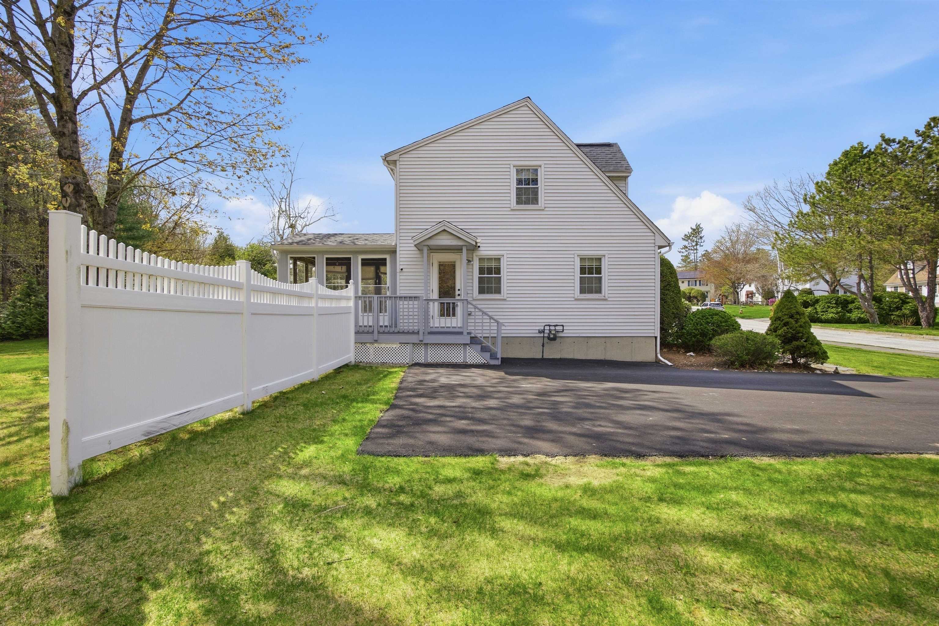 1 Flume St, Concord, NH 03303