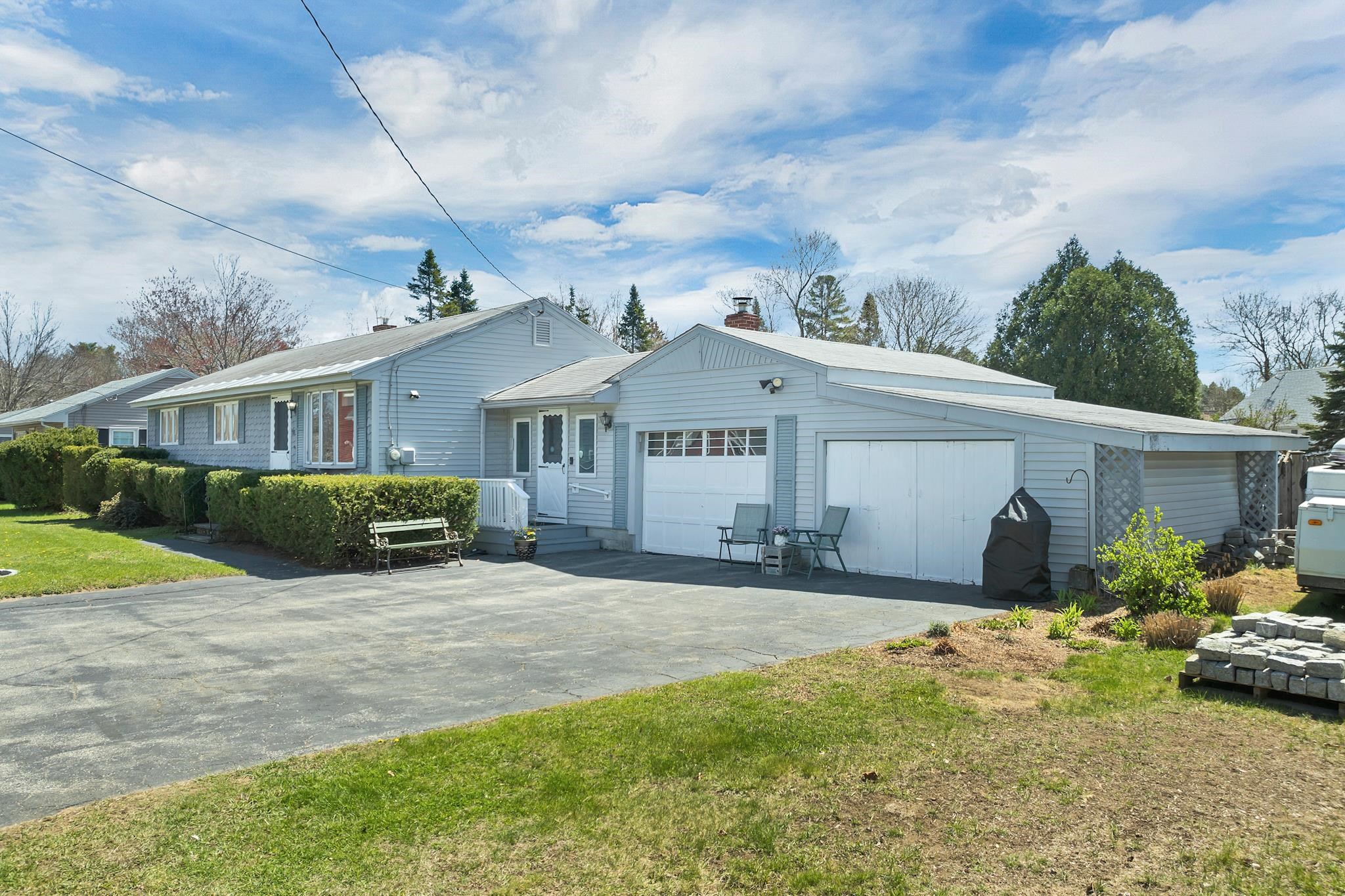 110 Maple St, Somersworth, NH 03878