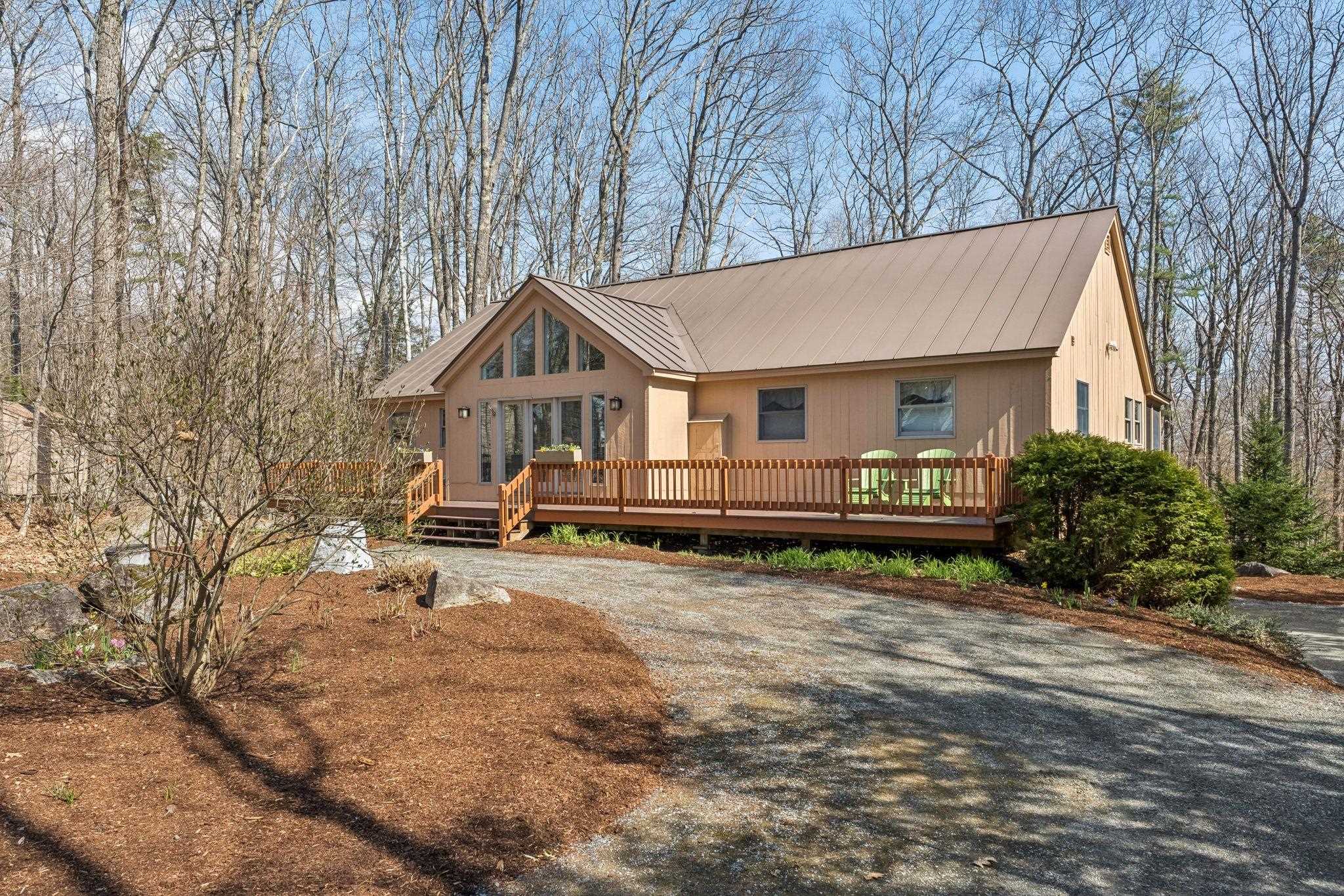 28 Summit Dr, Grantham, NH 03753
