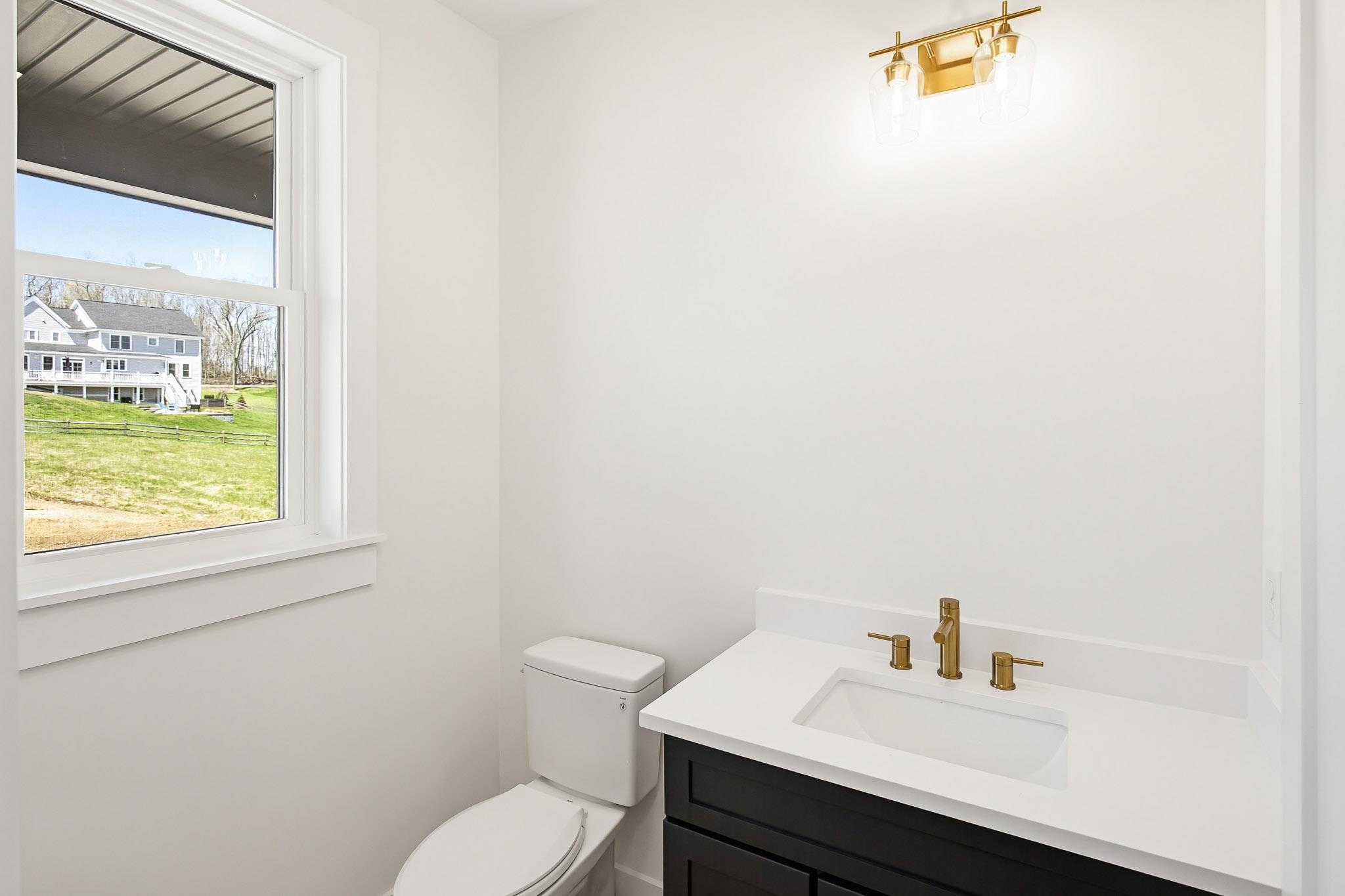 244 Oak St, Dover, NH 03820
