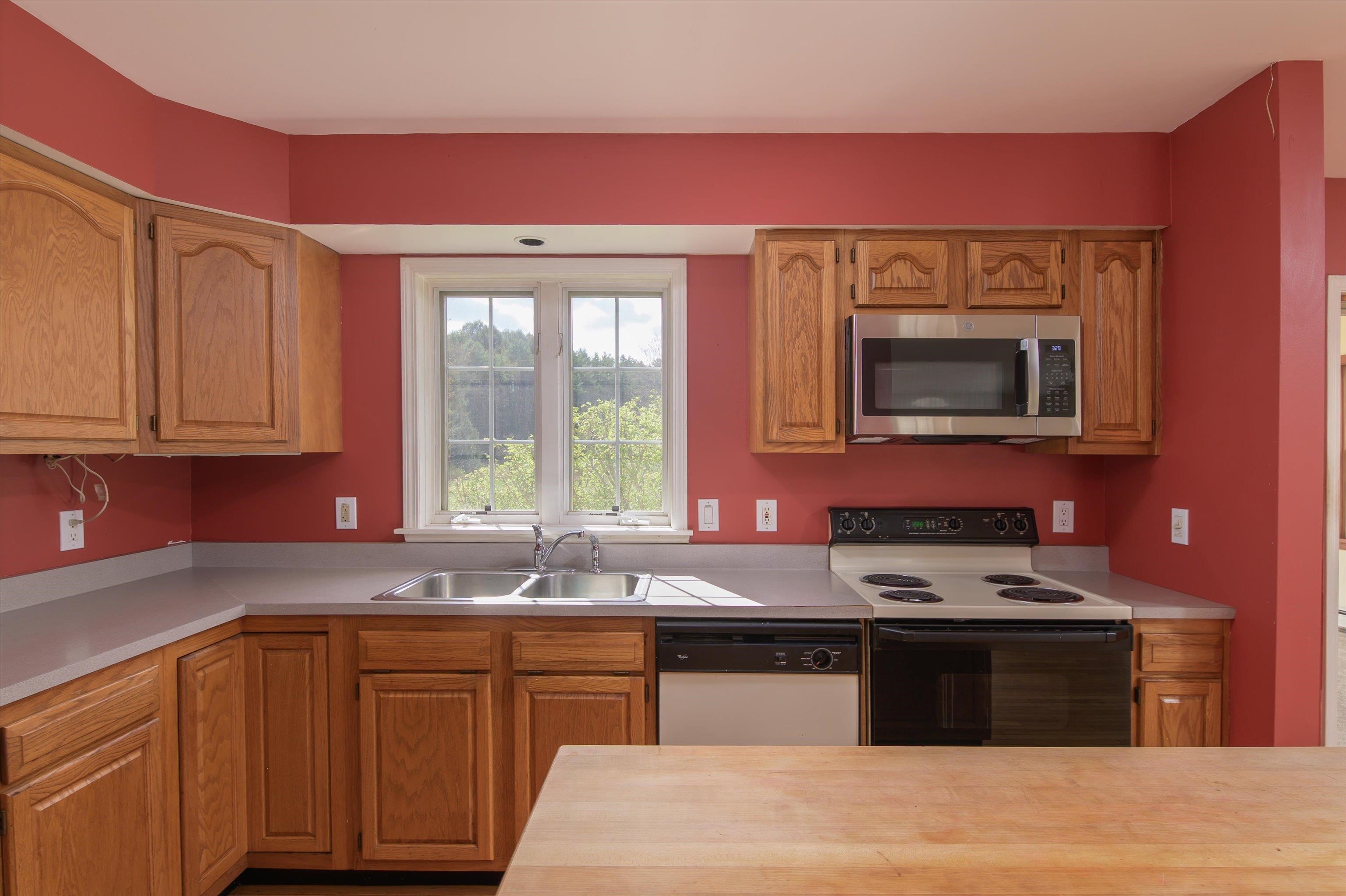 Kitchen 25192436