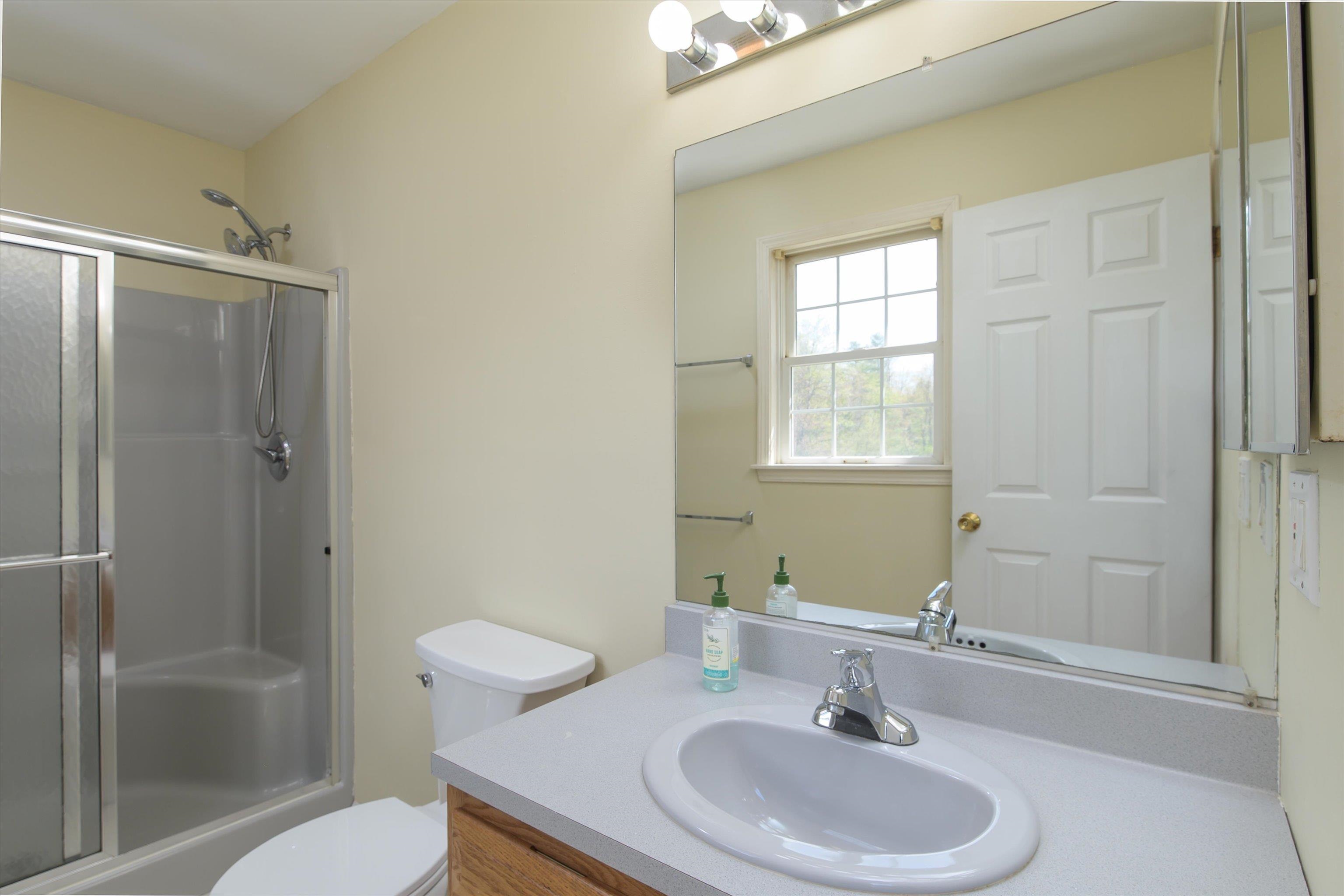 Primary bath with shower 25192530