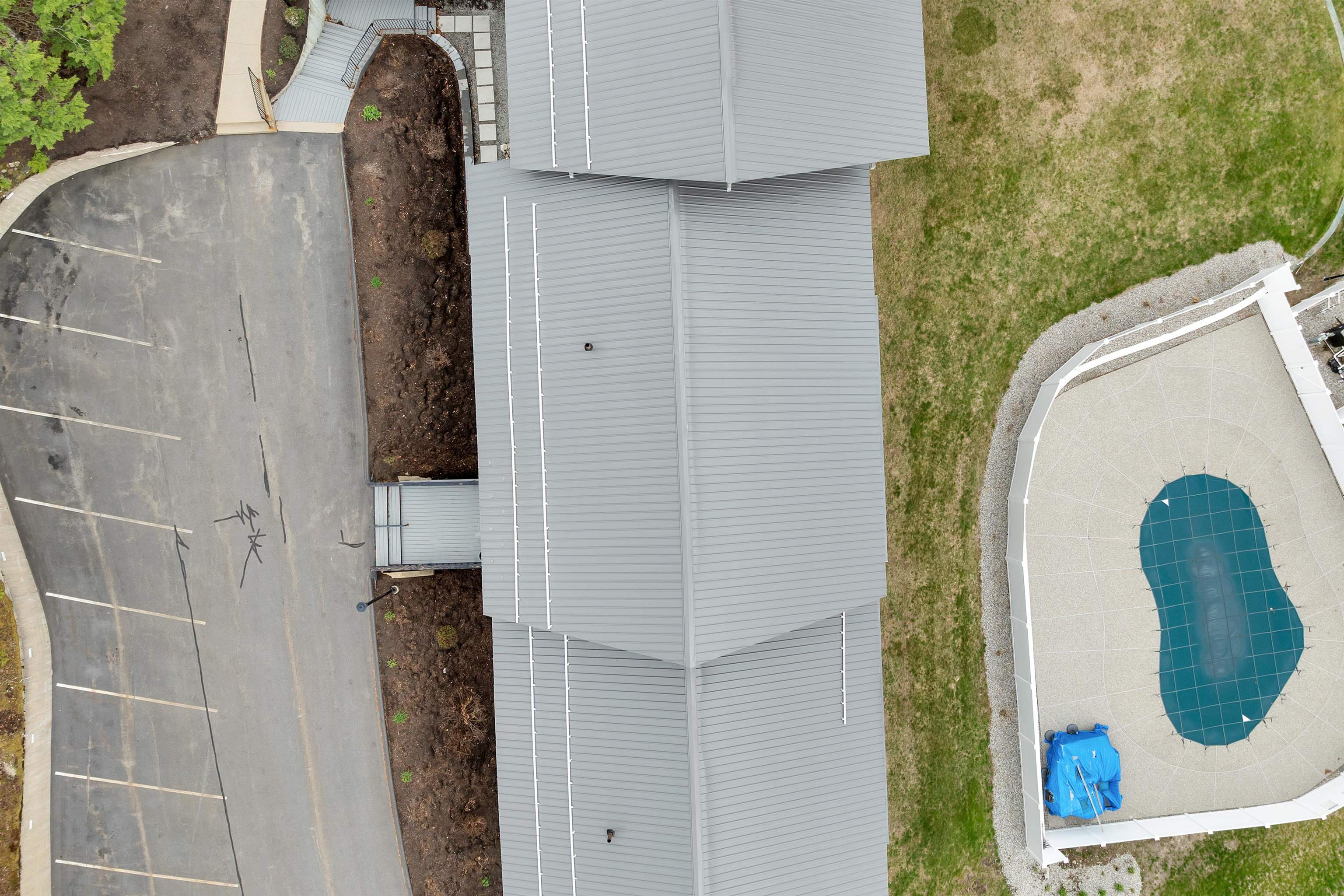 883 Weirs Boulevard — photo 3