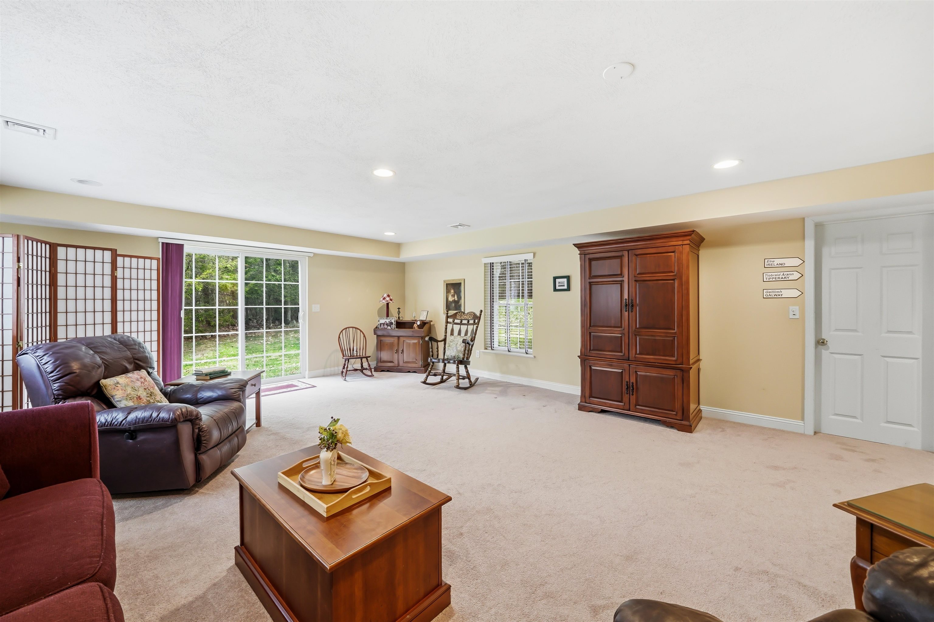 21 Linden Dr, Hampstead, NH 03826