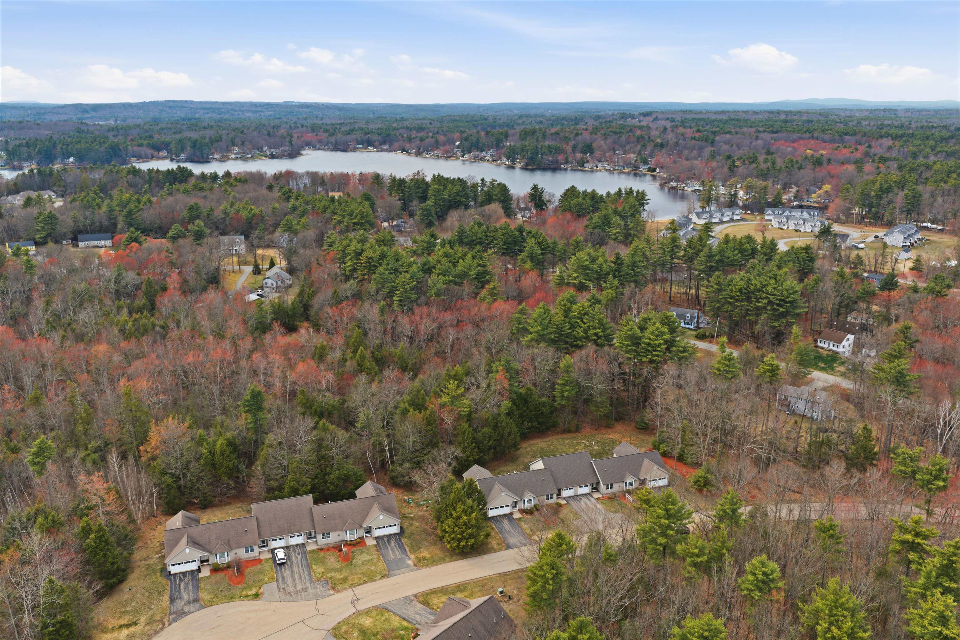 21 Linden Dr, Hampstead, NH 03826