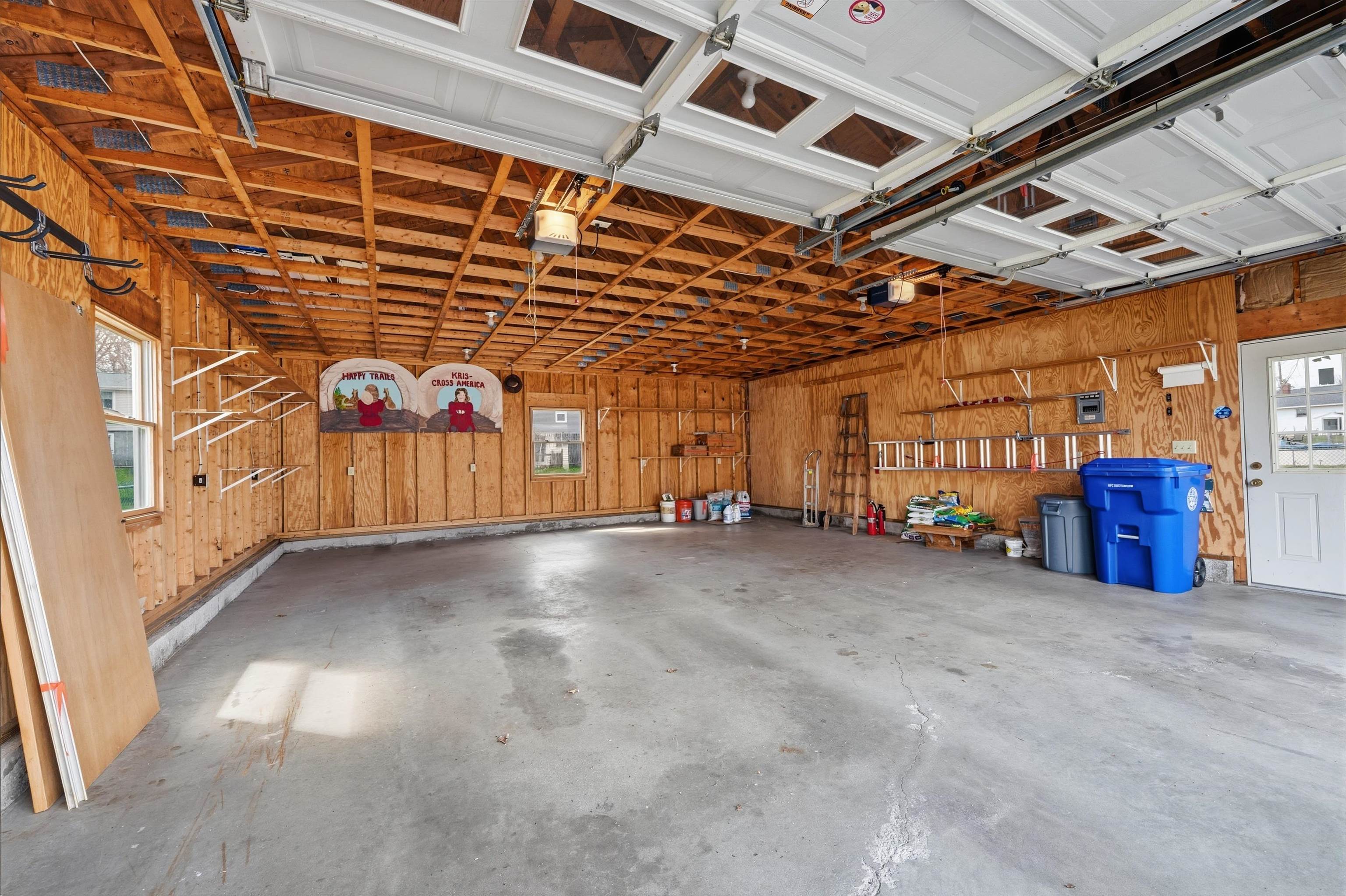 41 Woodgate Ct, Manchester, NH 03103