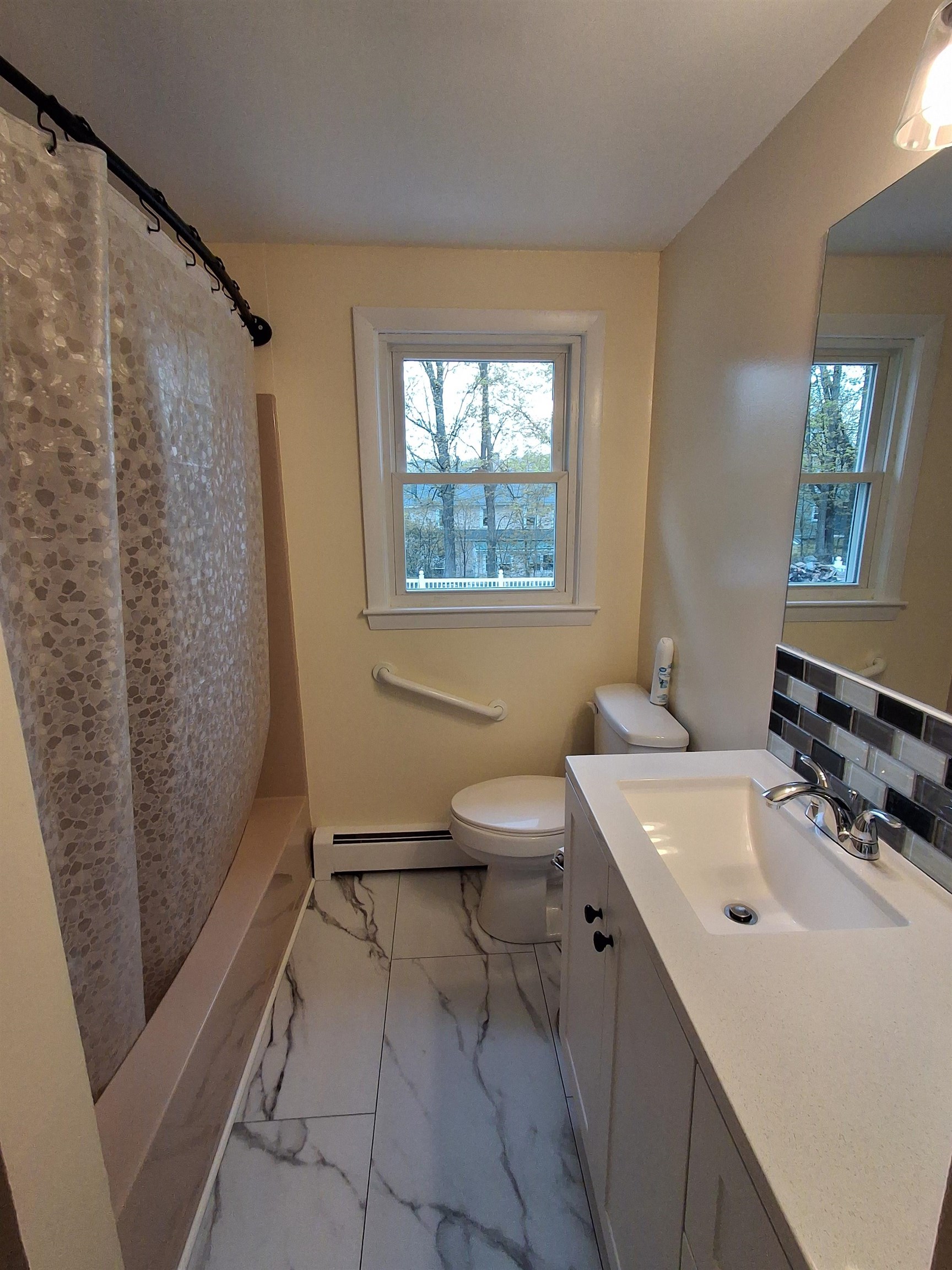 31 Howard Ave, Northfield, NH 03276