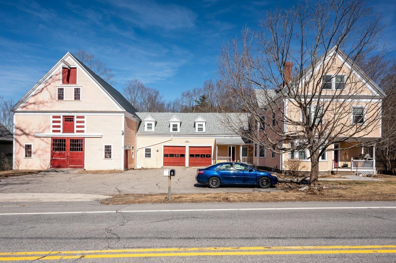 221 Atlantic Ave, North Hampton, NH 03862