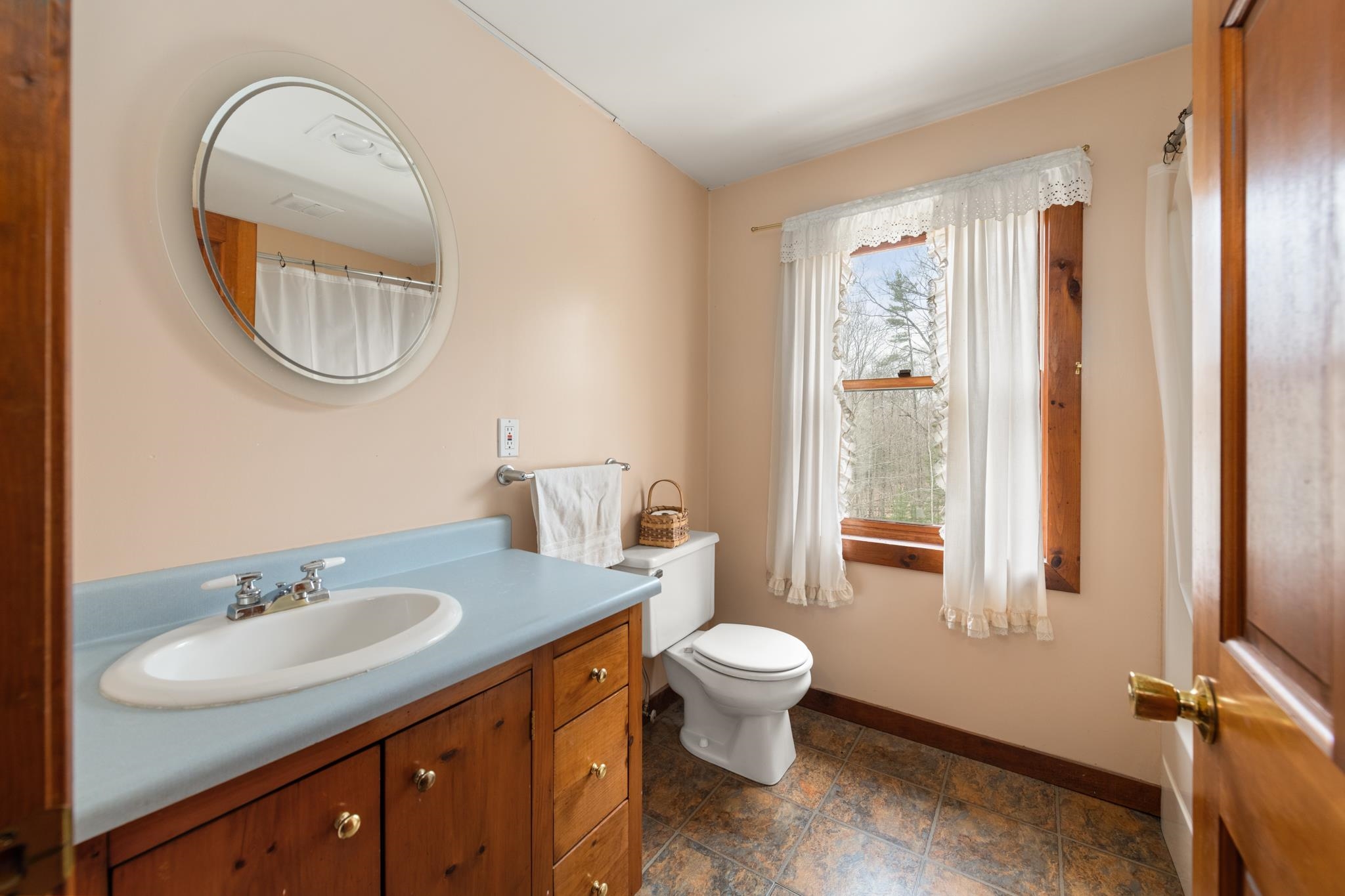15 Perkins Hill Rd, Alexandria, NH 03222