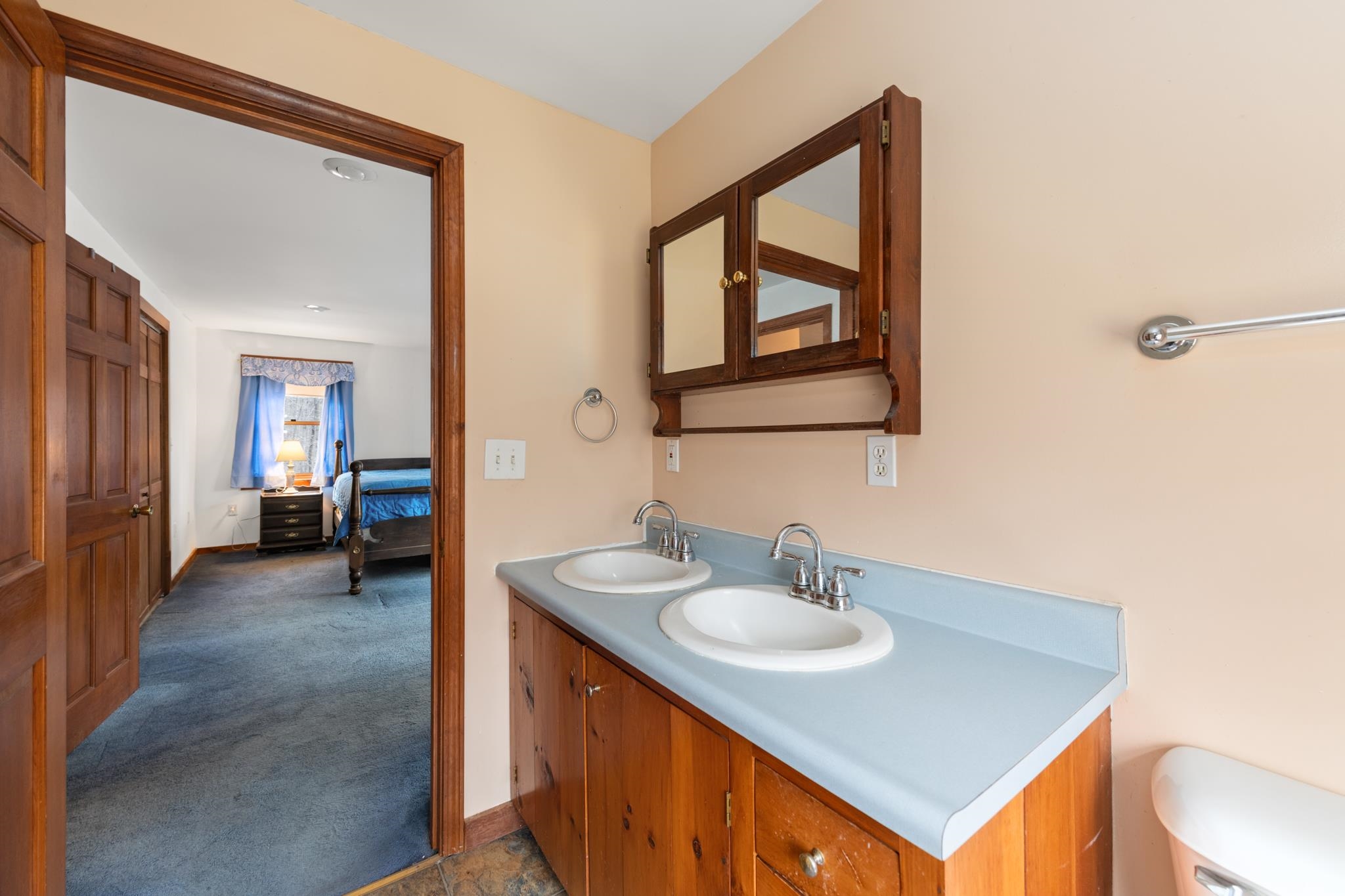 15 Perkins Hill Rd, Alexandria, NH 03222