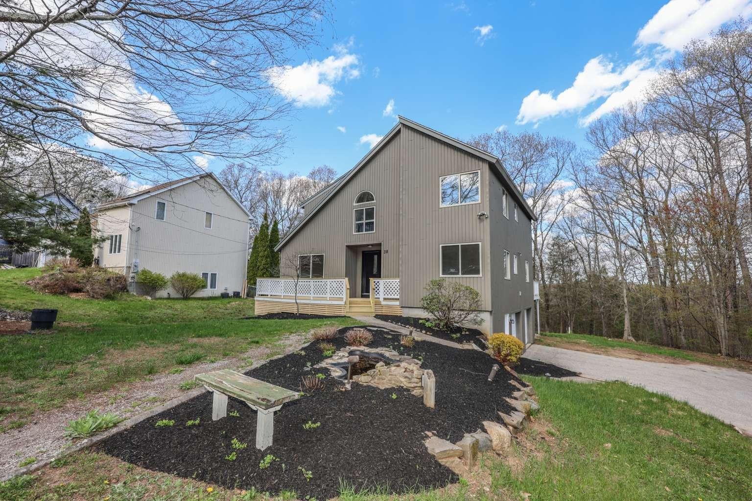 38 Caleb Dr, Danville, NH 03819