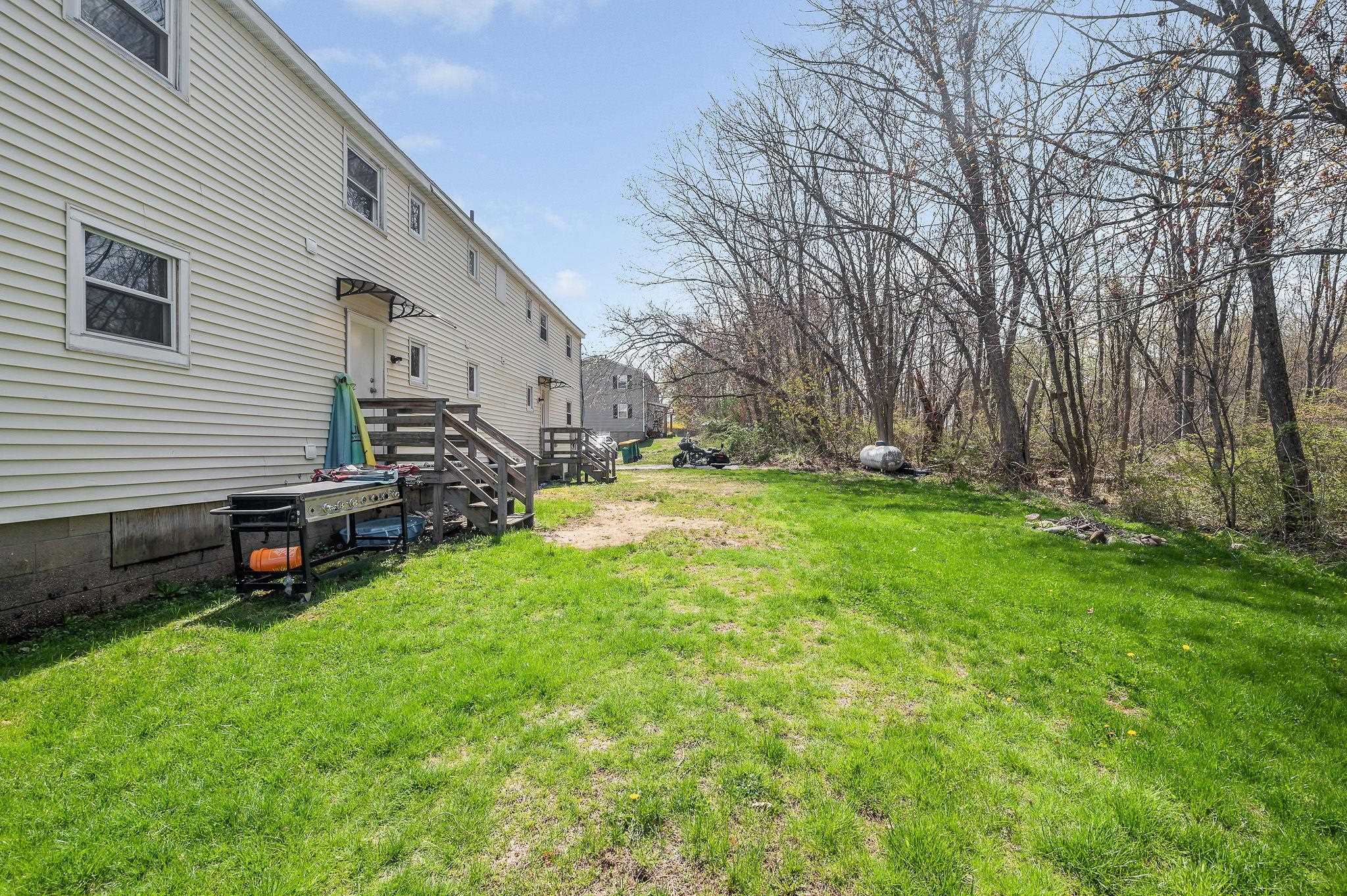 6 Dora Dr, Rochester, NH 03867