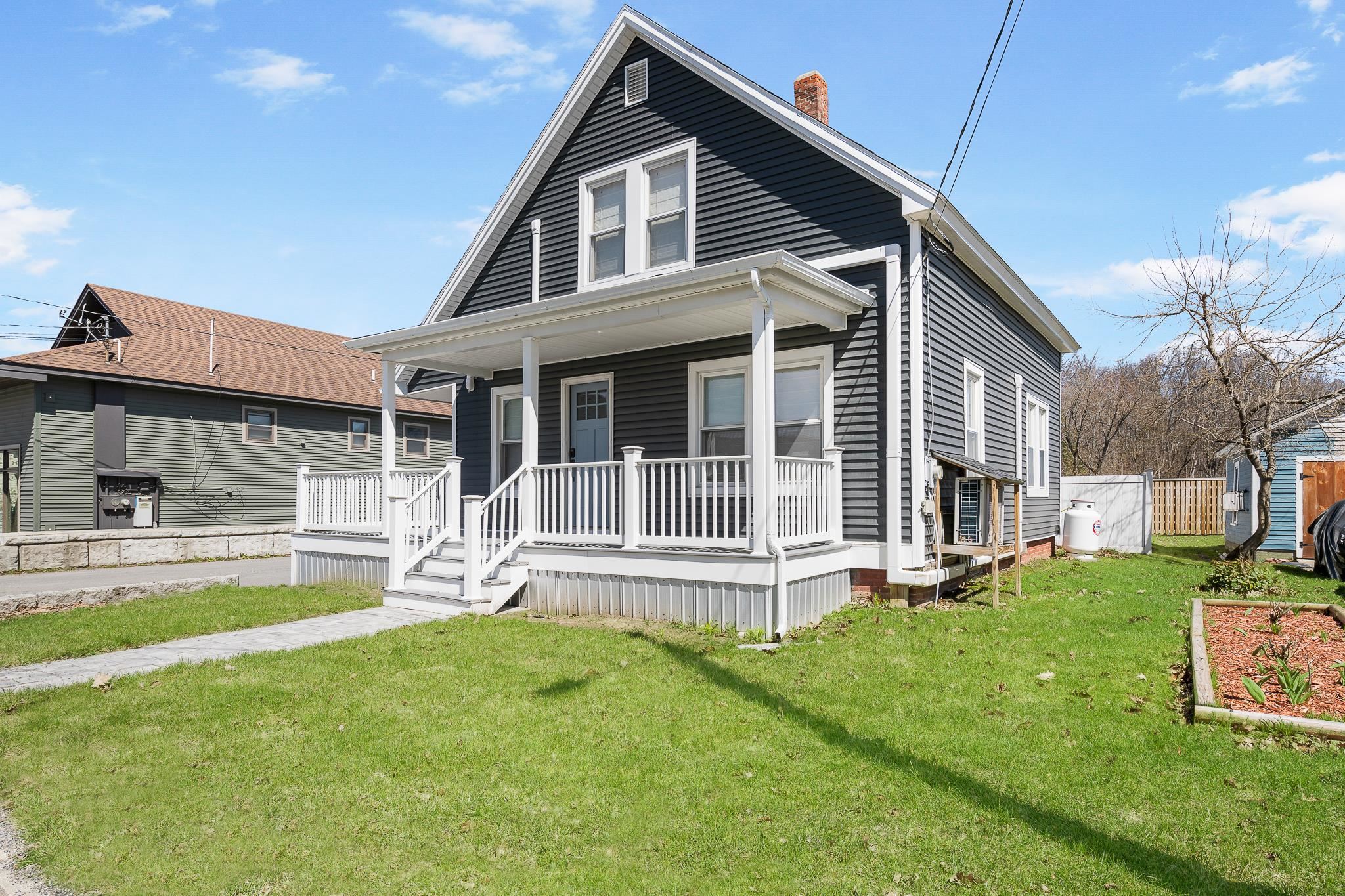 13 Merrill St, Colebrook, NH 03576