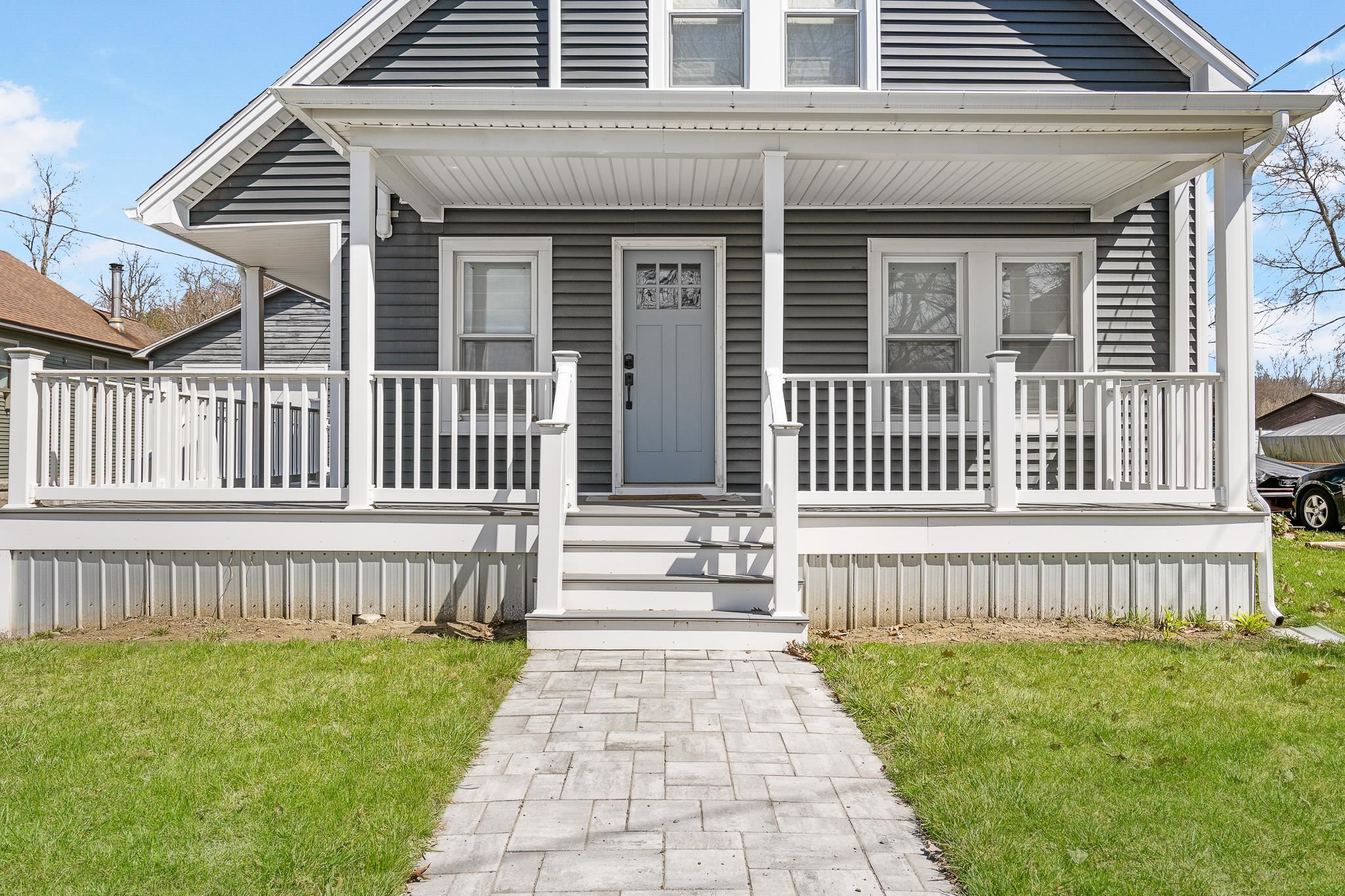 13 Merrill St, Colebrook, NH 03576