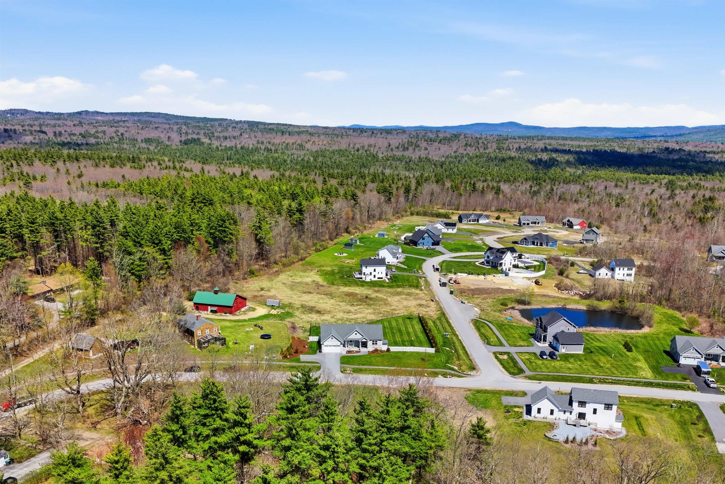 410 Blane Cir, Pembroke, NH 03275