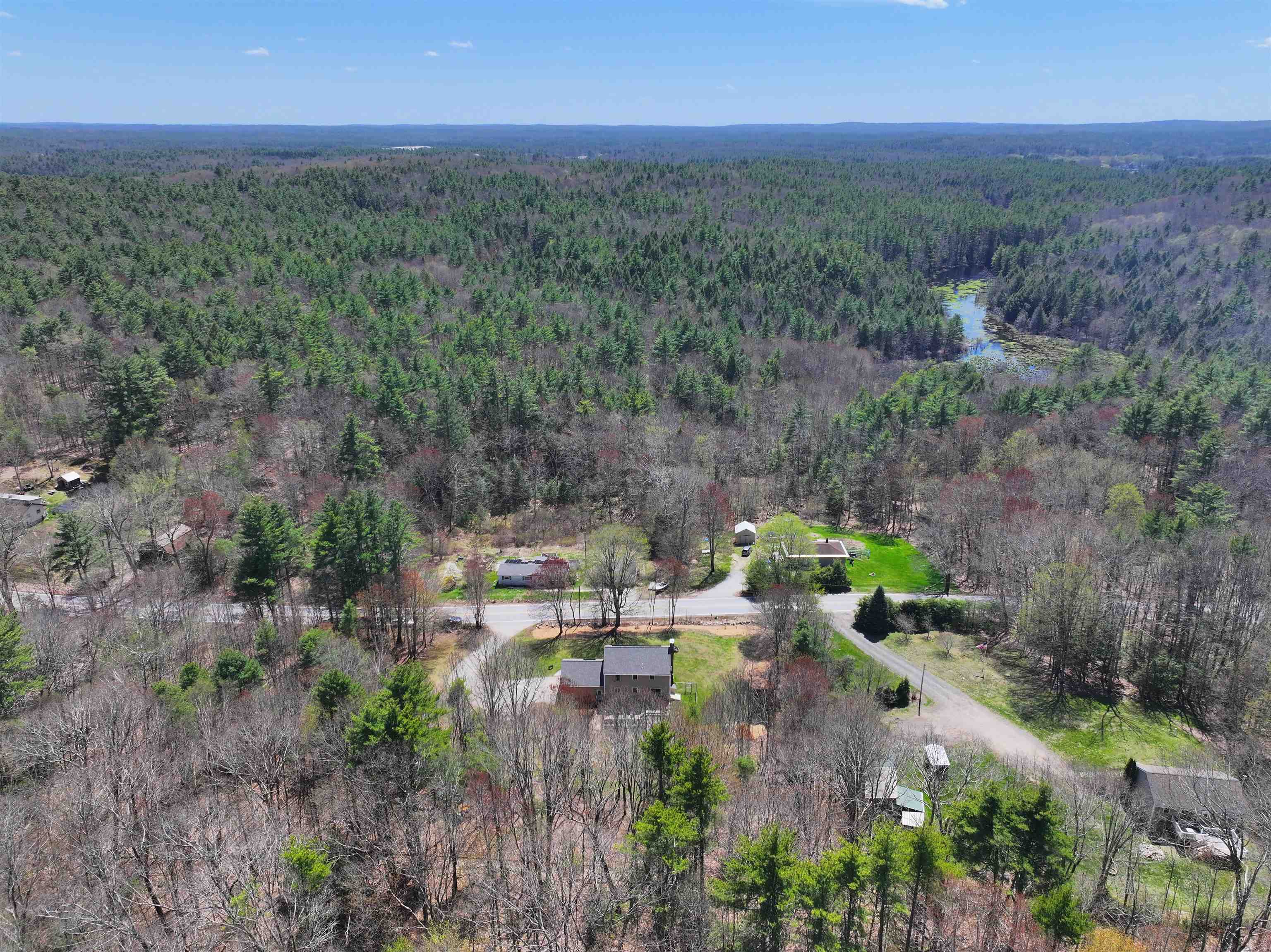 118 Harriman Hill Rd, Raymond, NH 03077