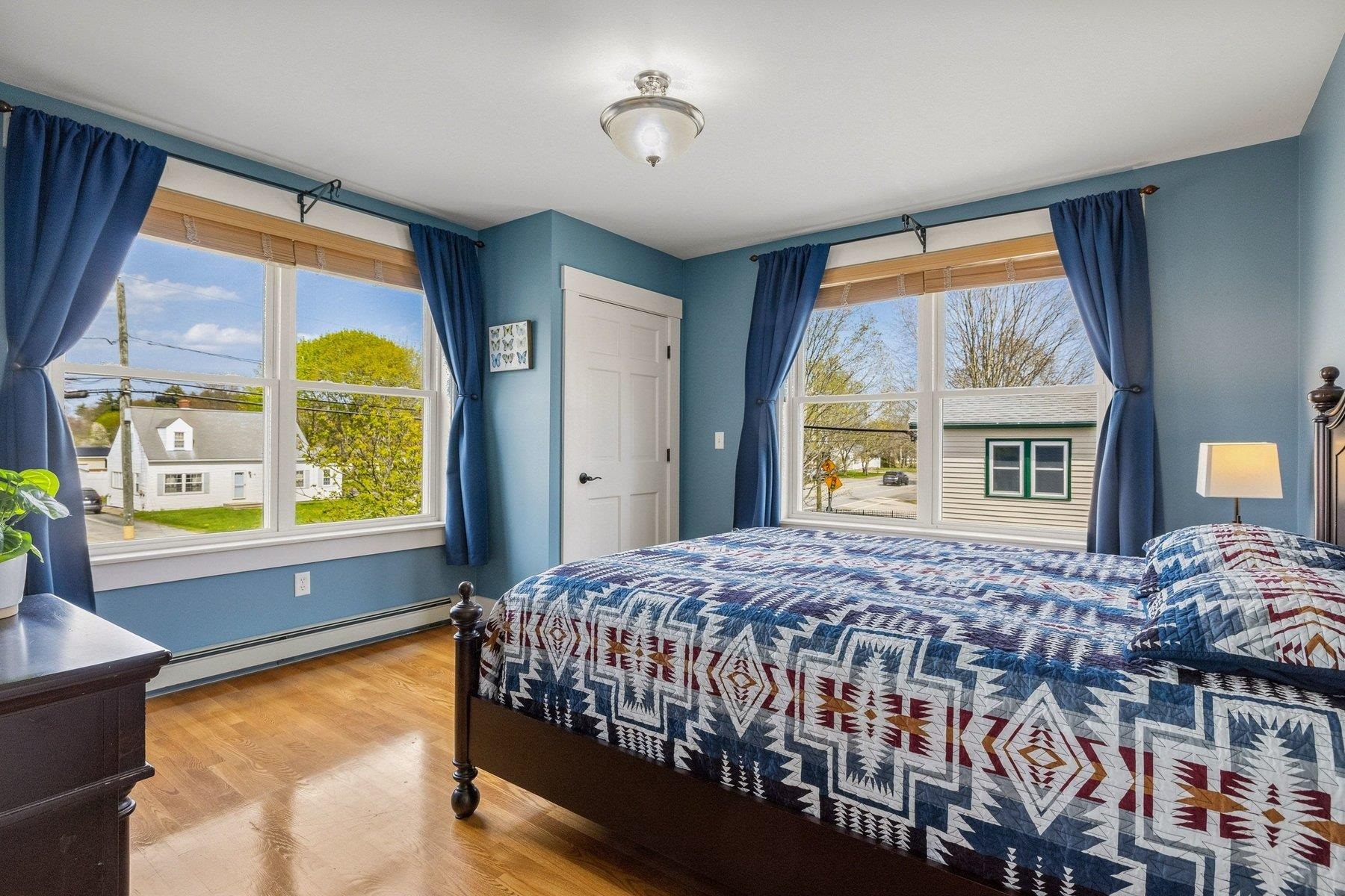 163 Ocean Rd, Portsmouth, NH 03801
