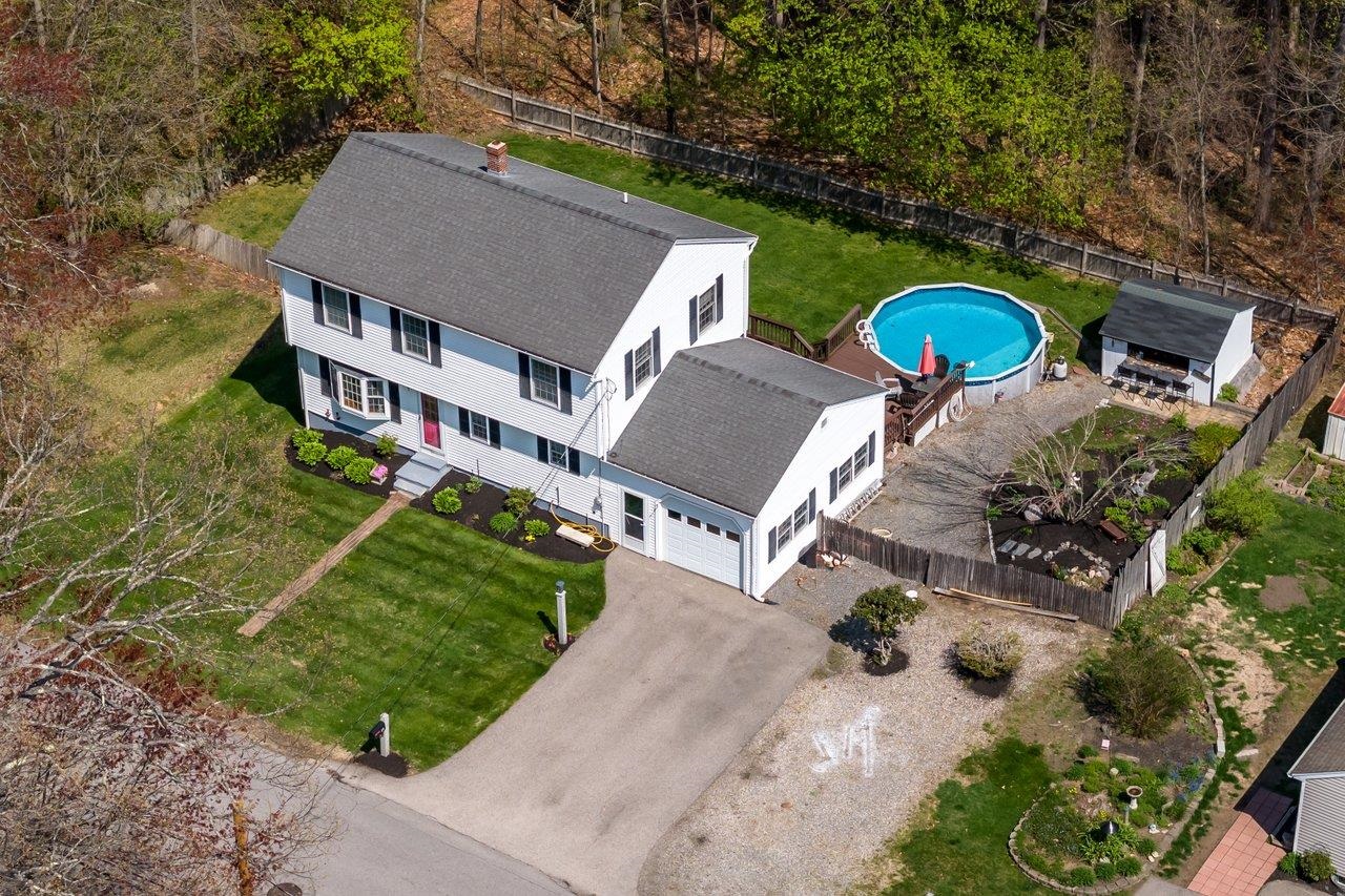 21 Gary Ln, Exeter, NH 03833
