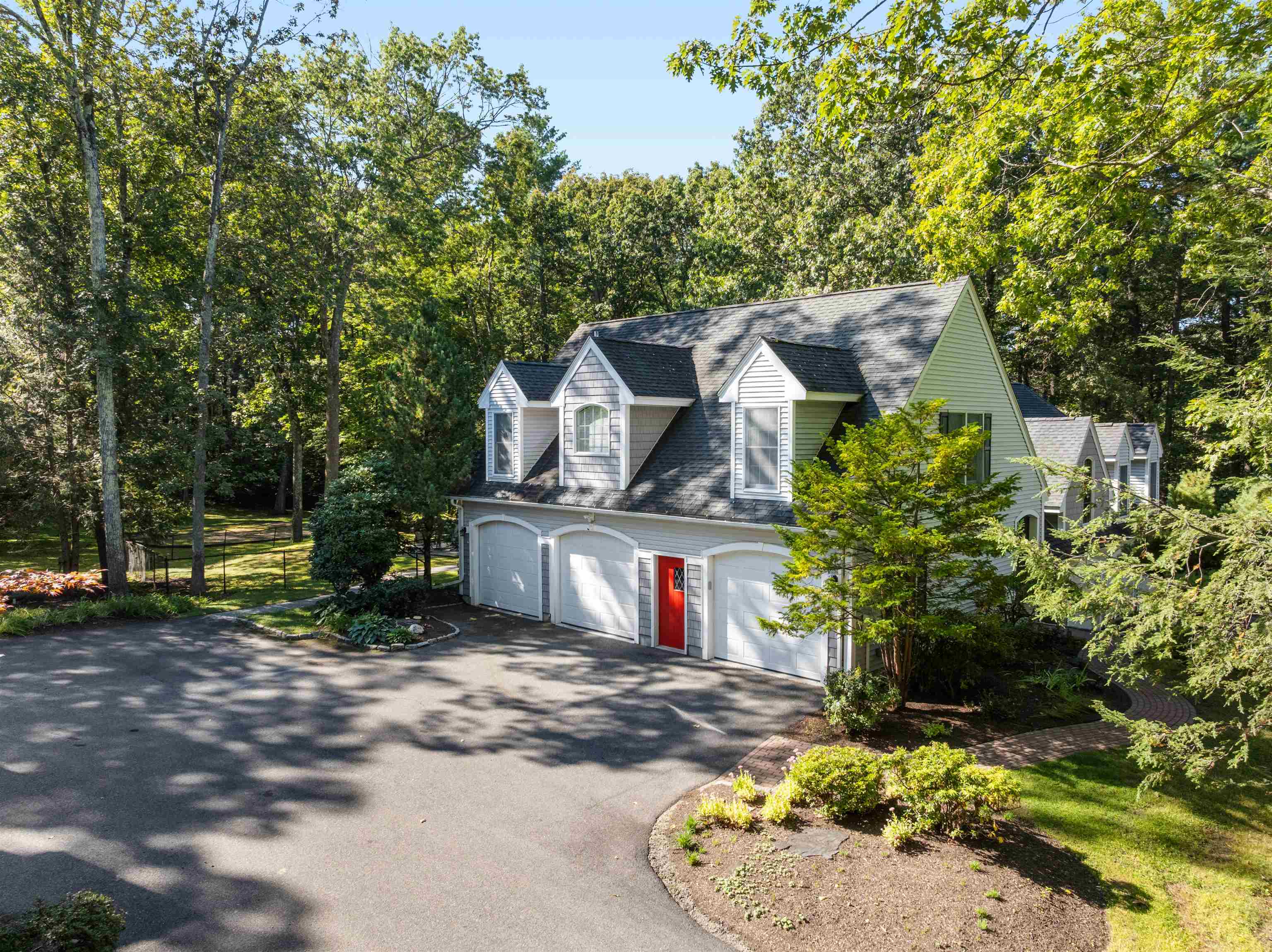 117 Castle Hill Rd, Windham, NH 03087