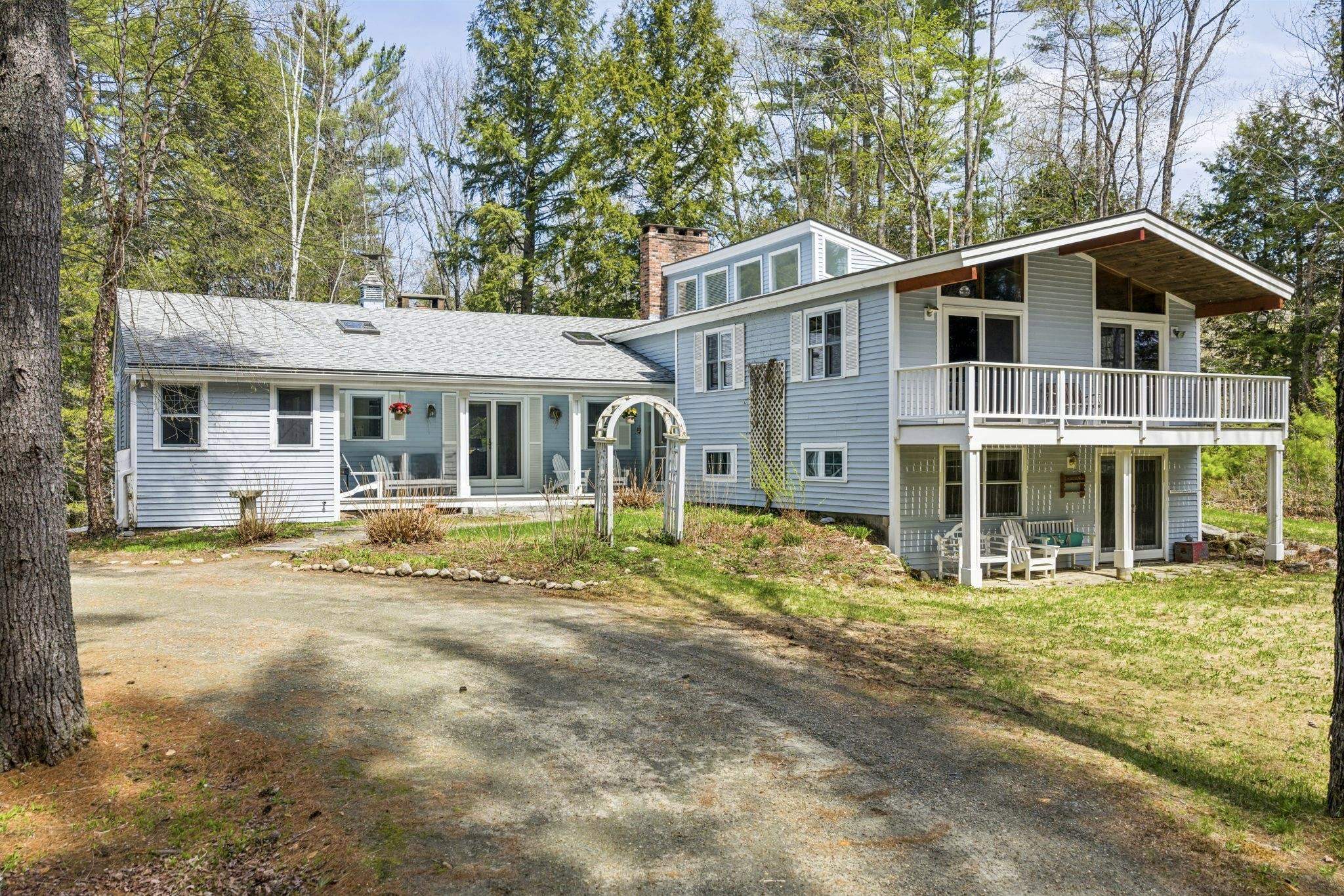 162 Knollwood Dr, New London, NH 03257