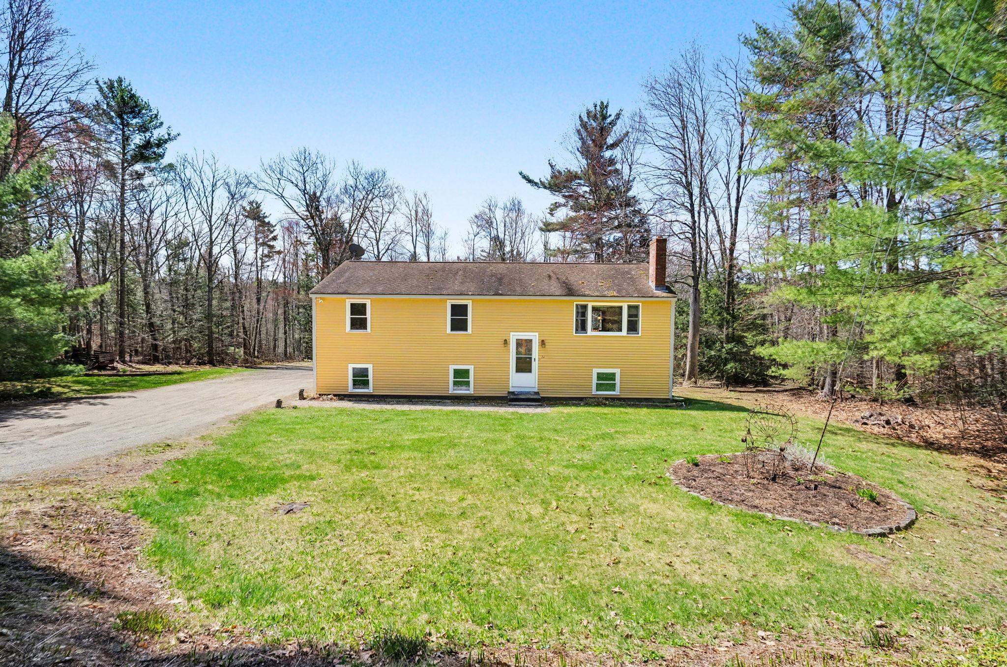 22 Birch Dr, Rindge, NH 03461