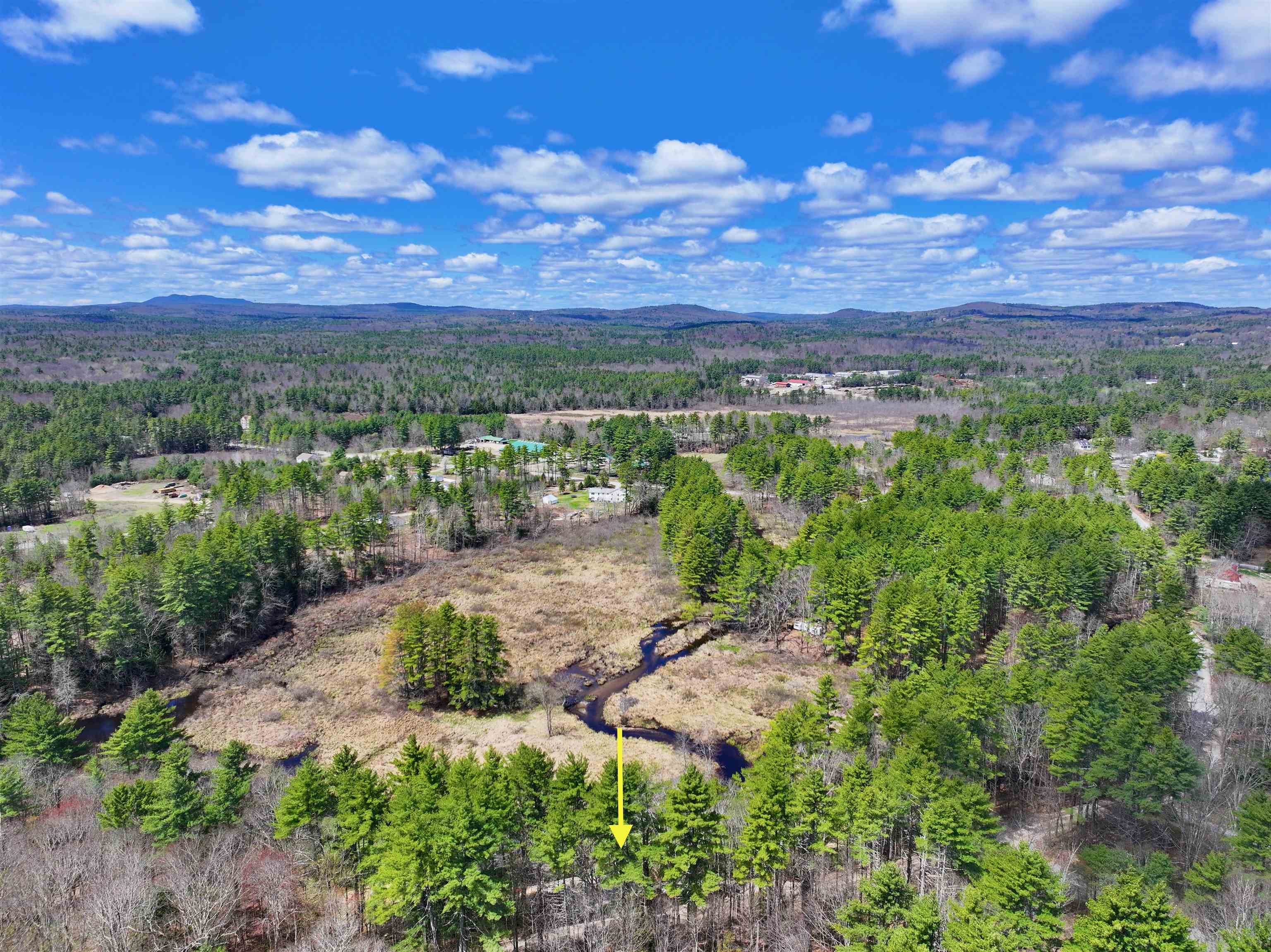 52 Newman Wilson Rd, Weare, NH 03281