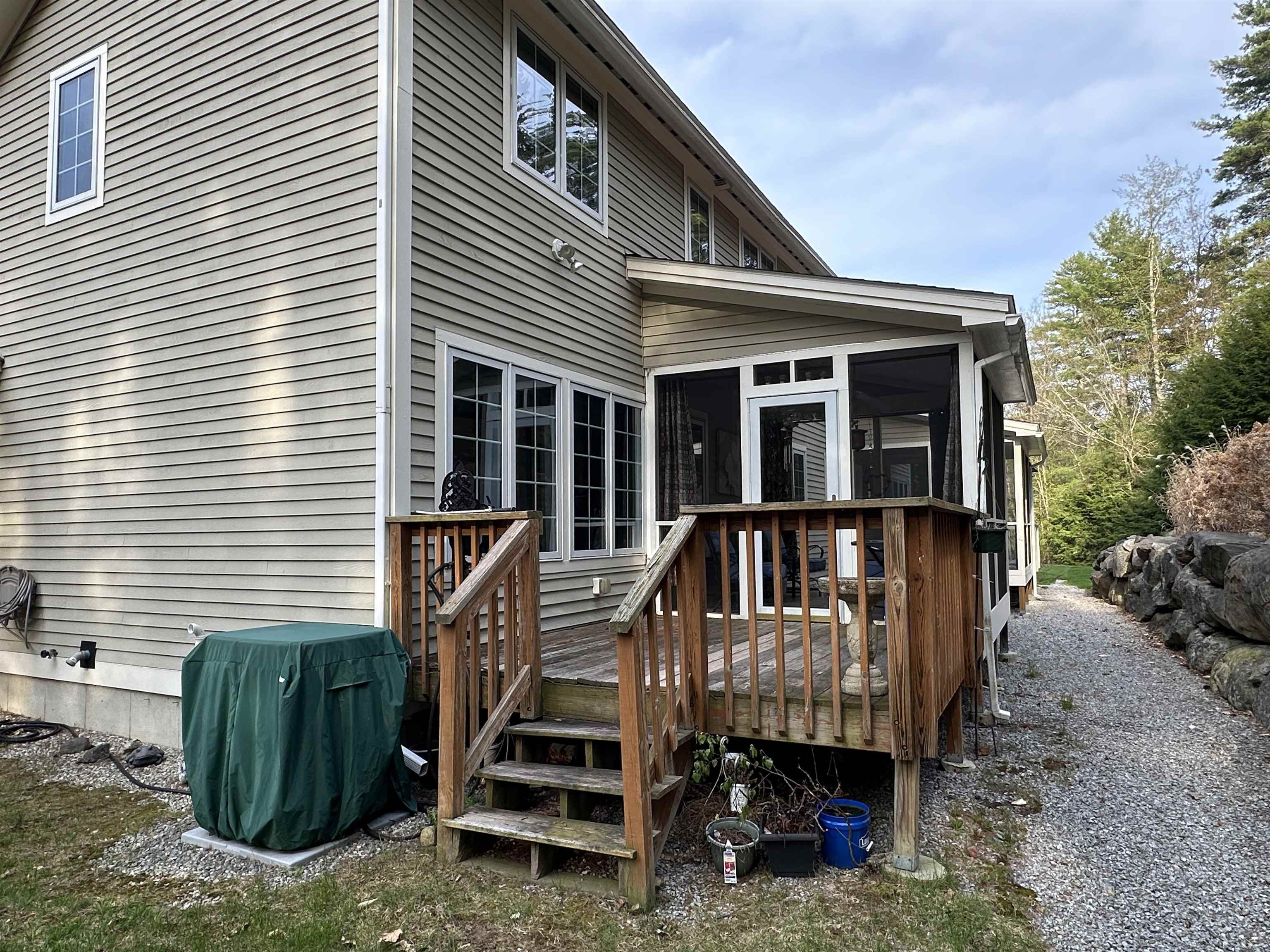 Screen porch and deck