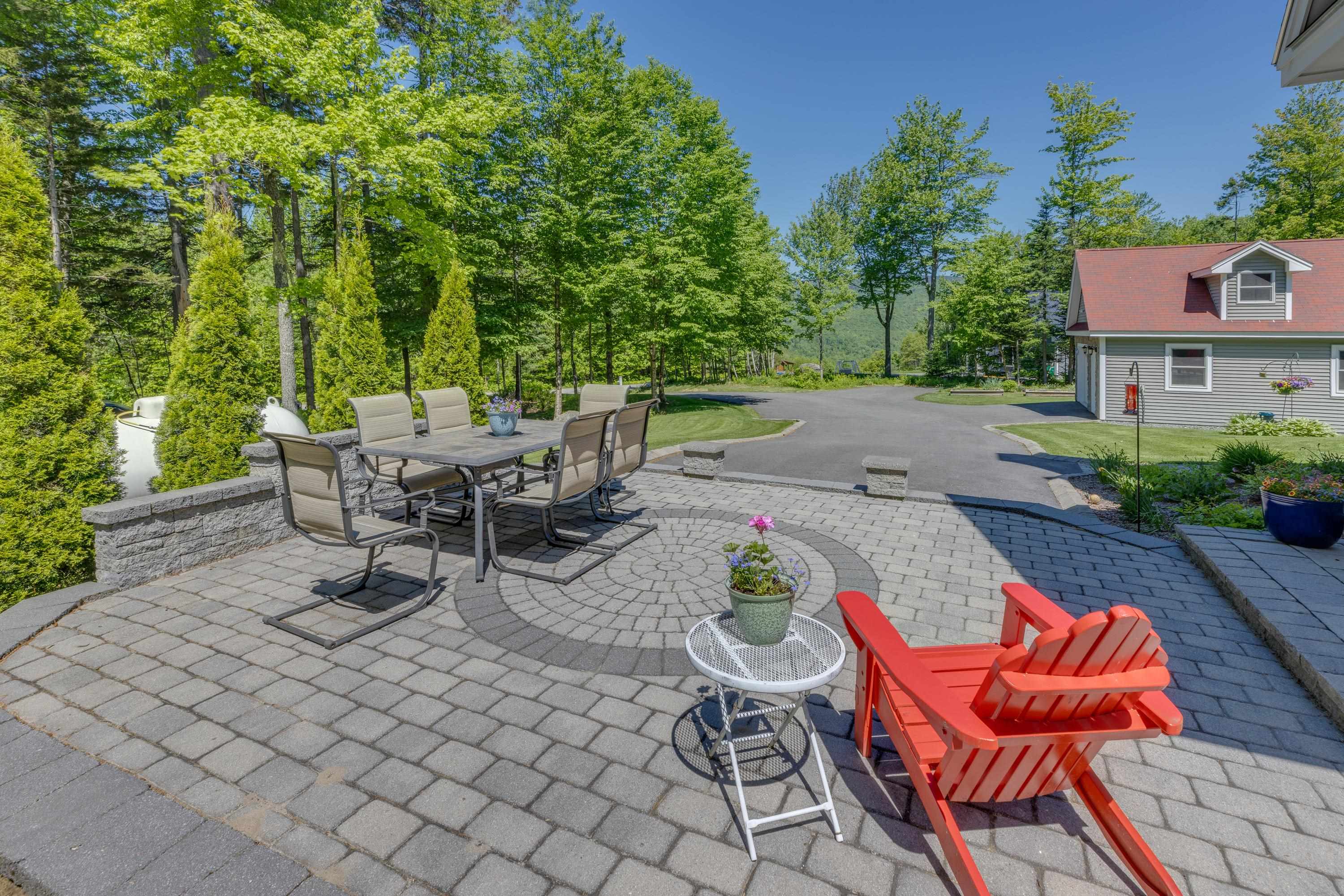105 Loft Cir, Campton, NH 03223