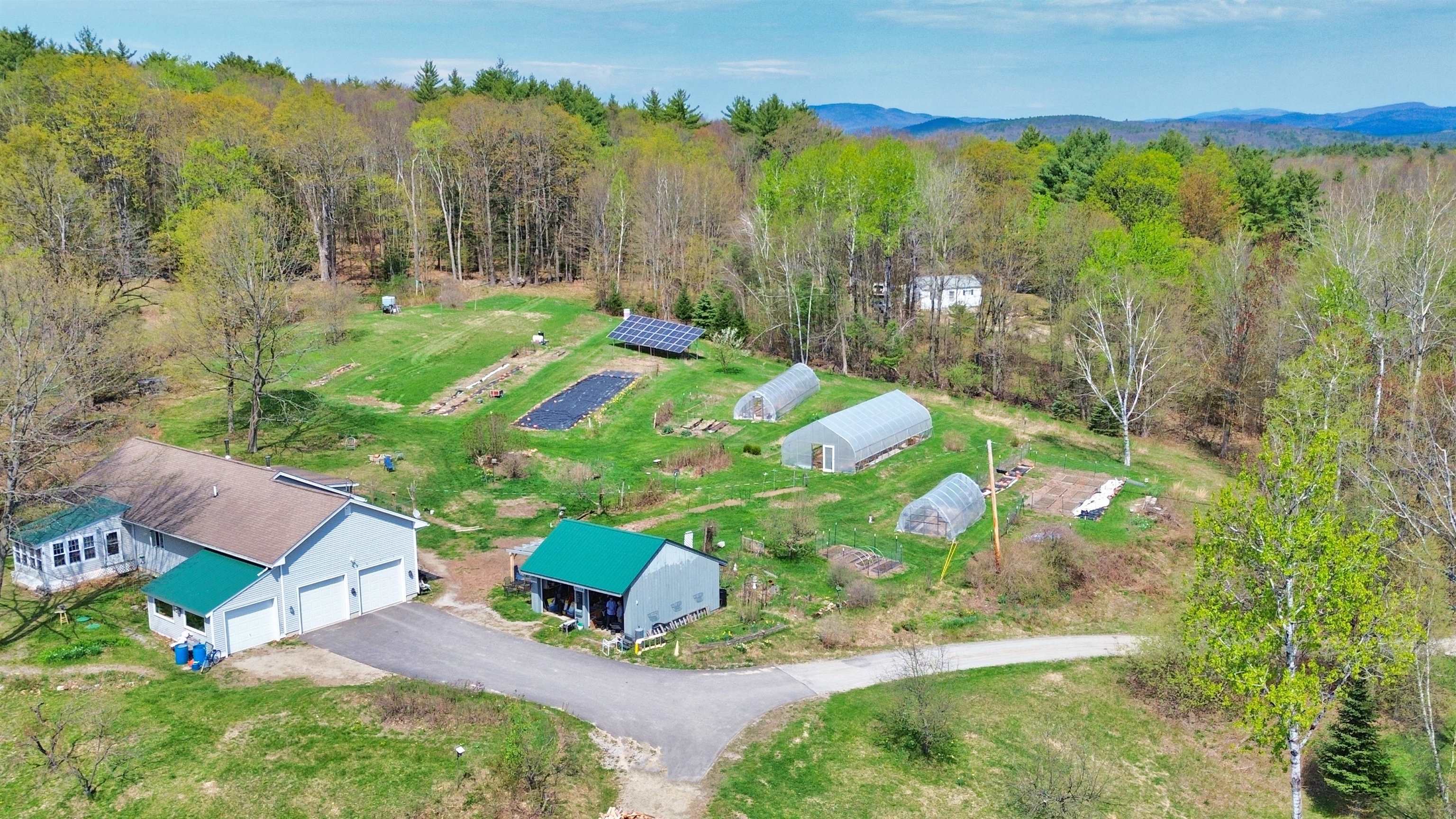 77 Old Turnpike Rd, Salisbury, NH 03268