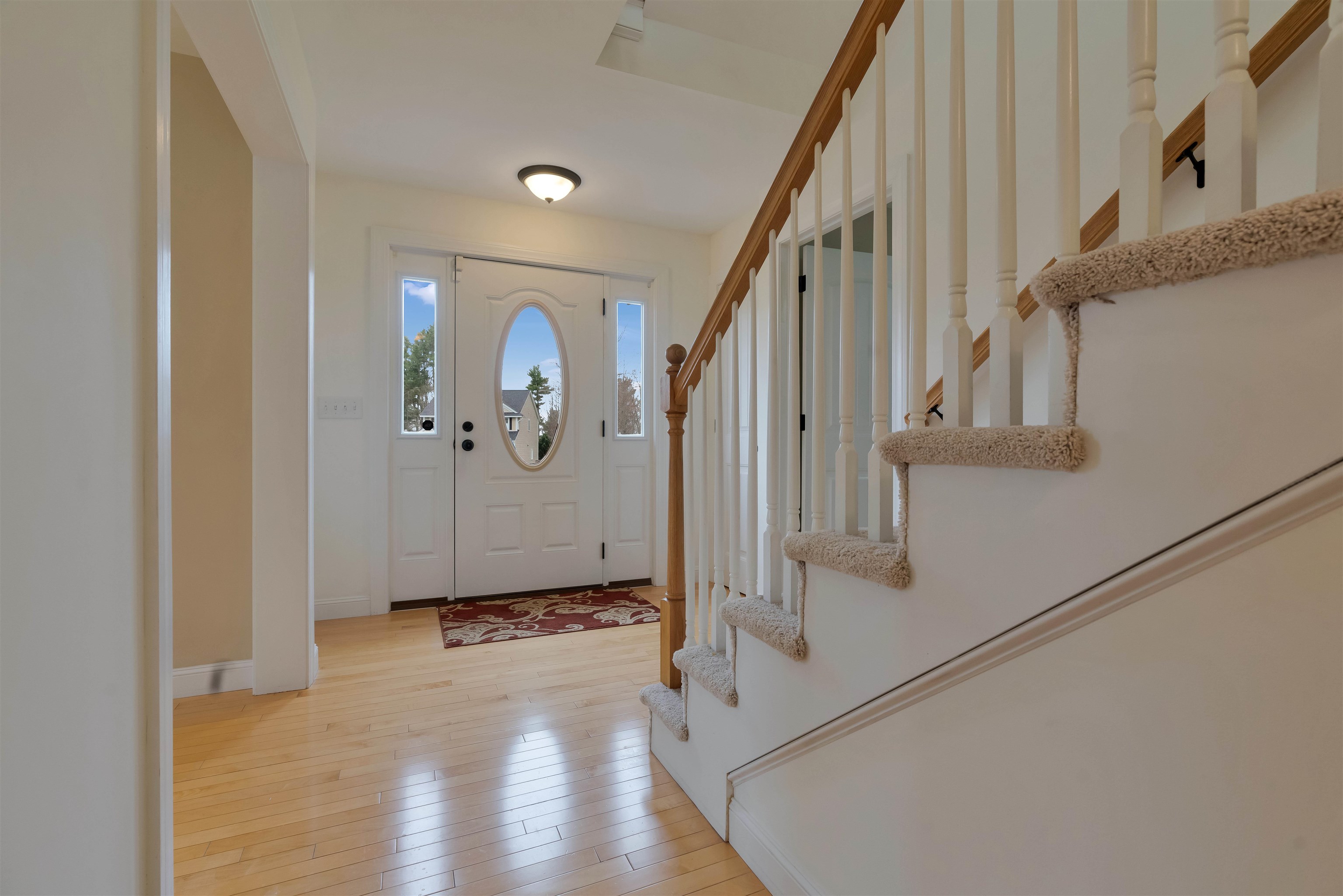 58 Village Place Dr, Barrington, NH 03825