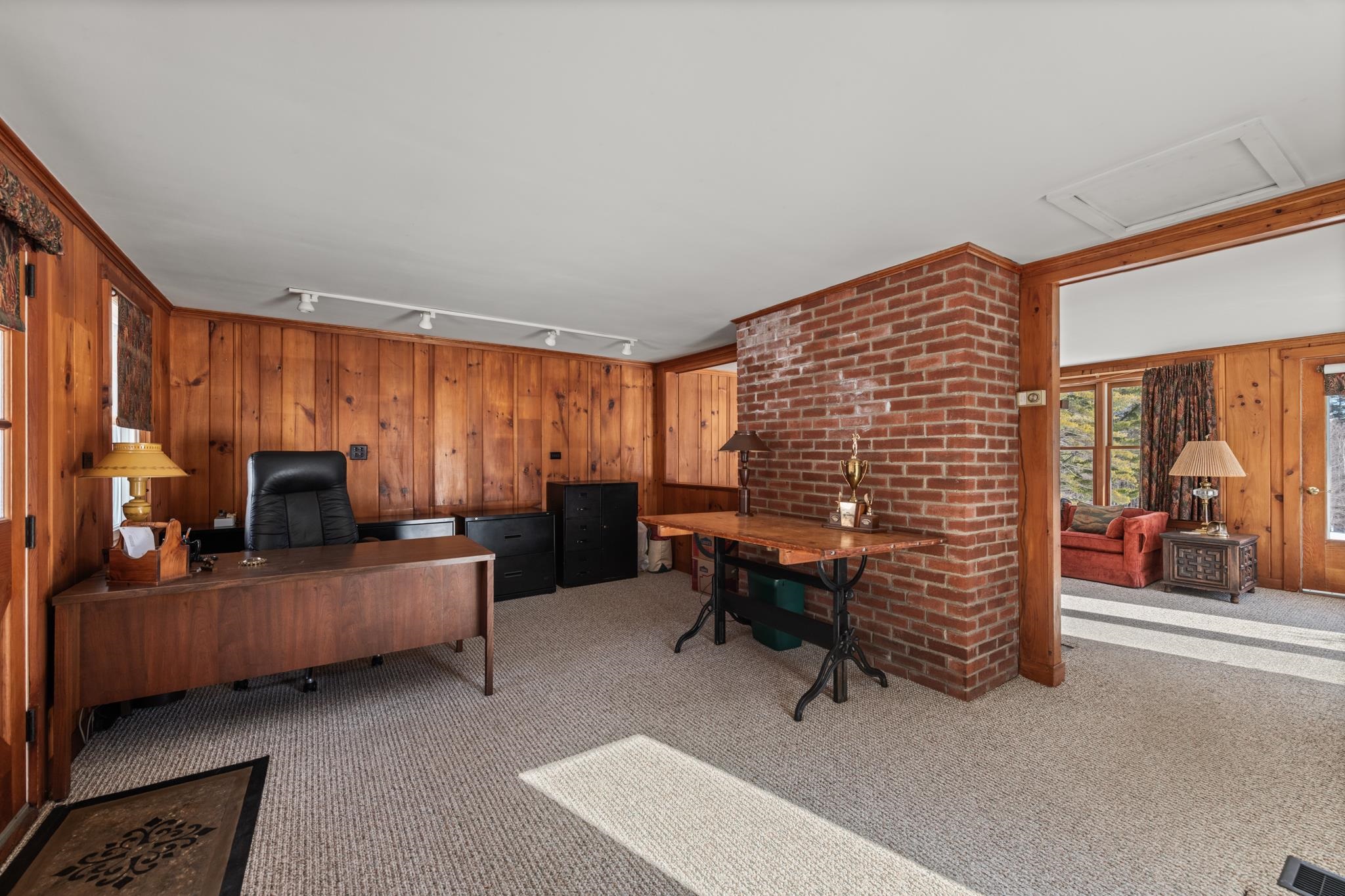483 Holderness Rd, Sandwich, NH 03227