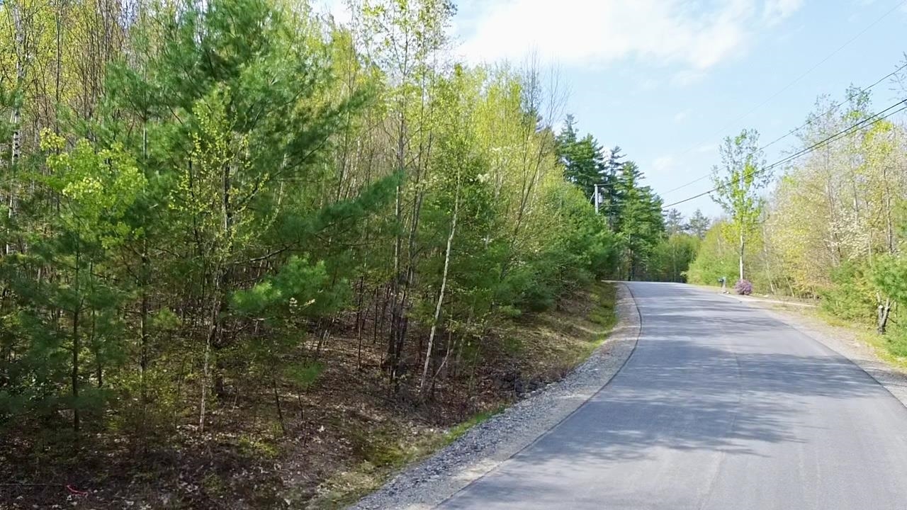 4 Ledgewood Rd, Wilton, NH 03086