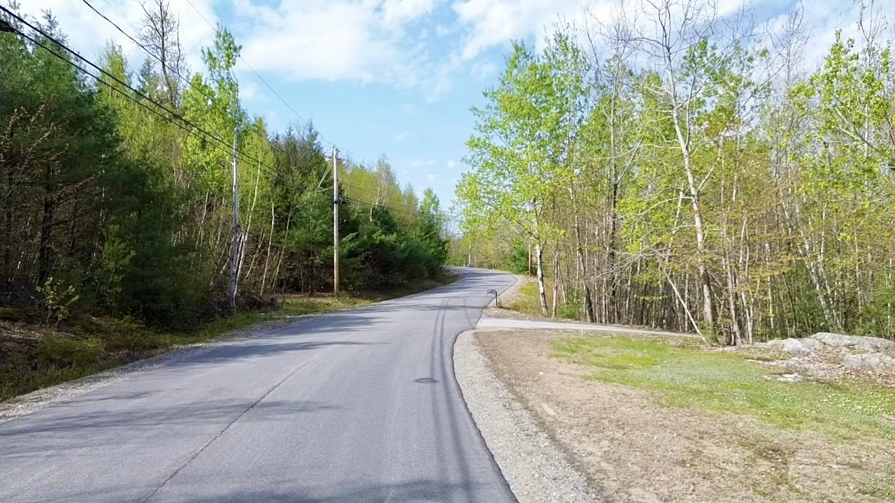 3 Ledgewood Rd, Wilton, NH 03086