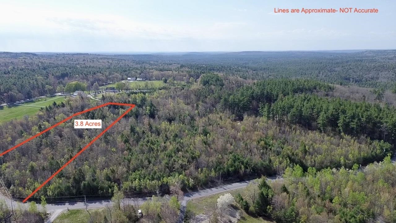 1 Ledgewood Rd, Wilton, NH 03086