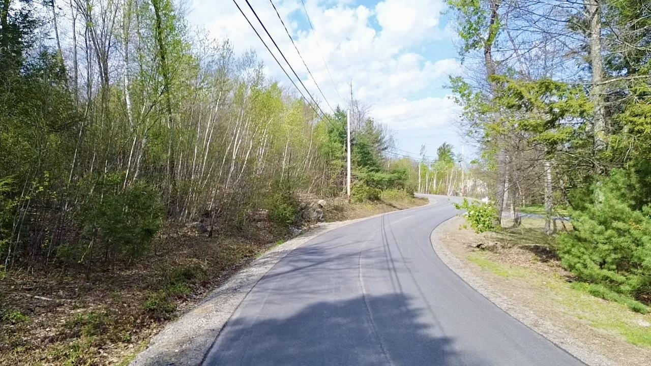 1 Ledgewood Rd, Wilton, NH 03086