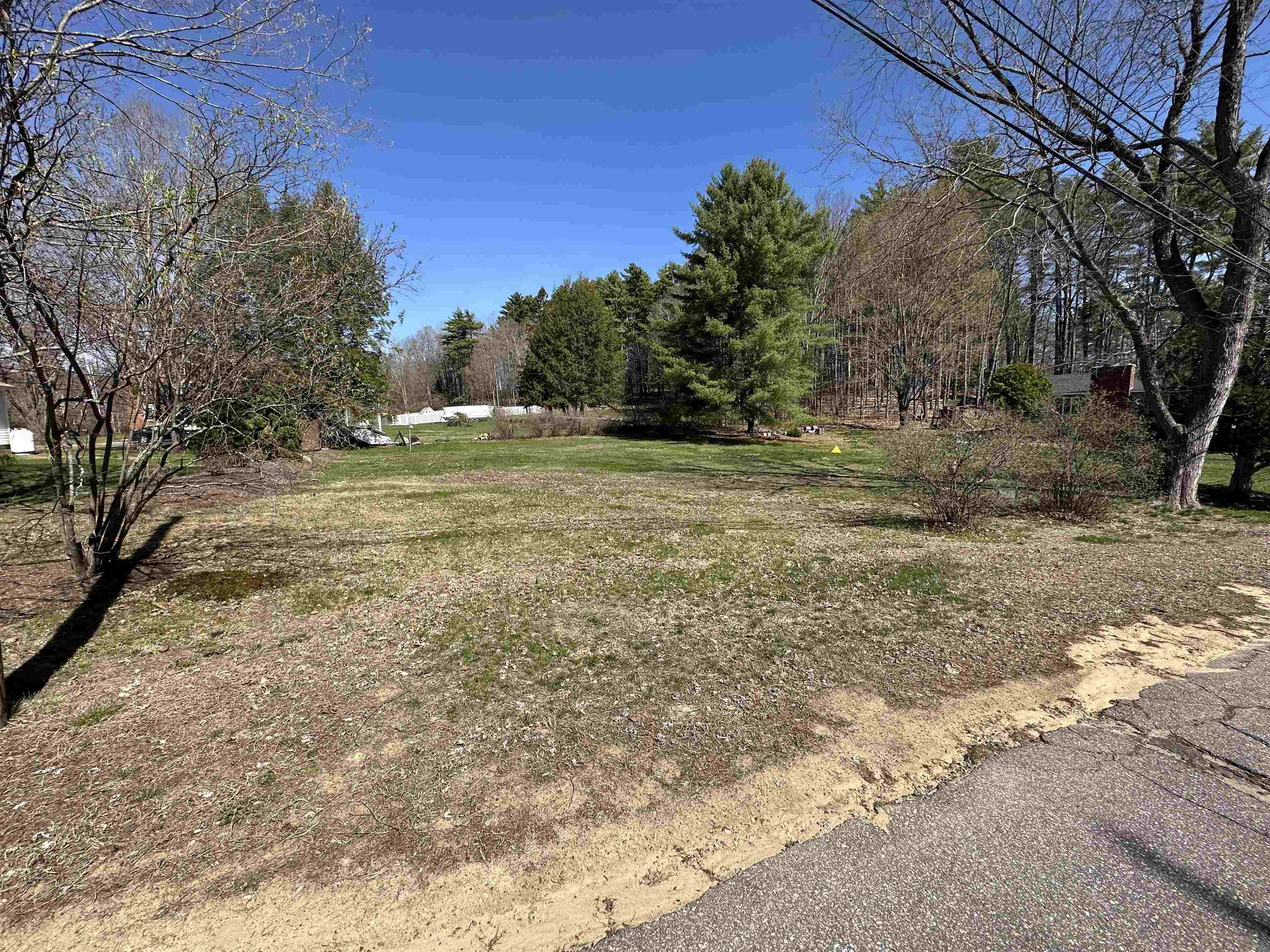 8 Bacon Dr, Gilford, NH 03249