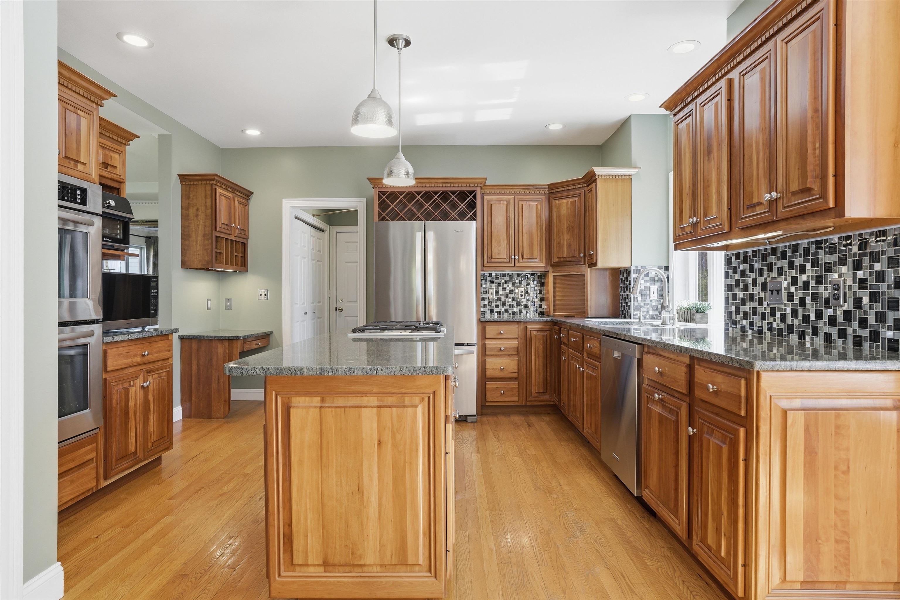 43 Bassett Ln, Newfields, NH 03856