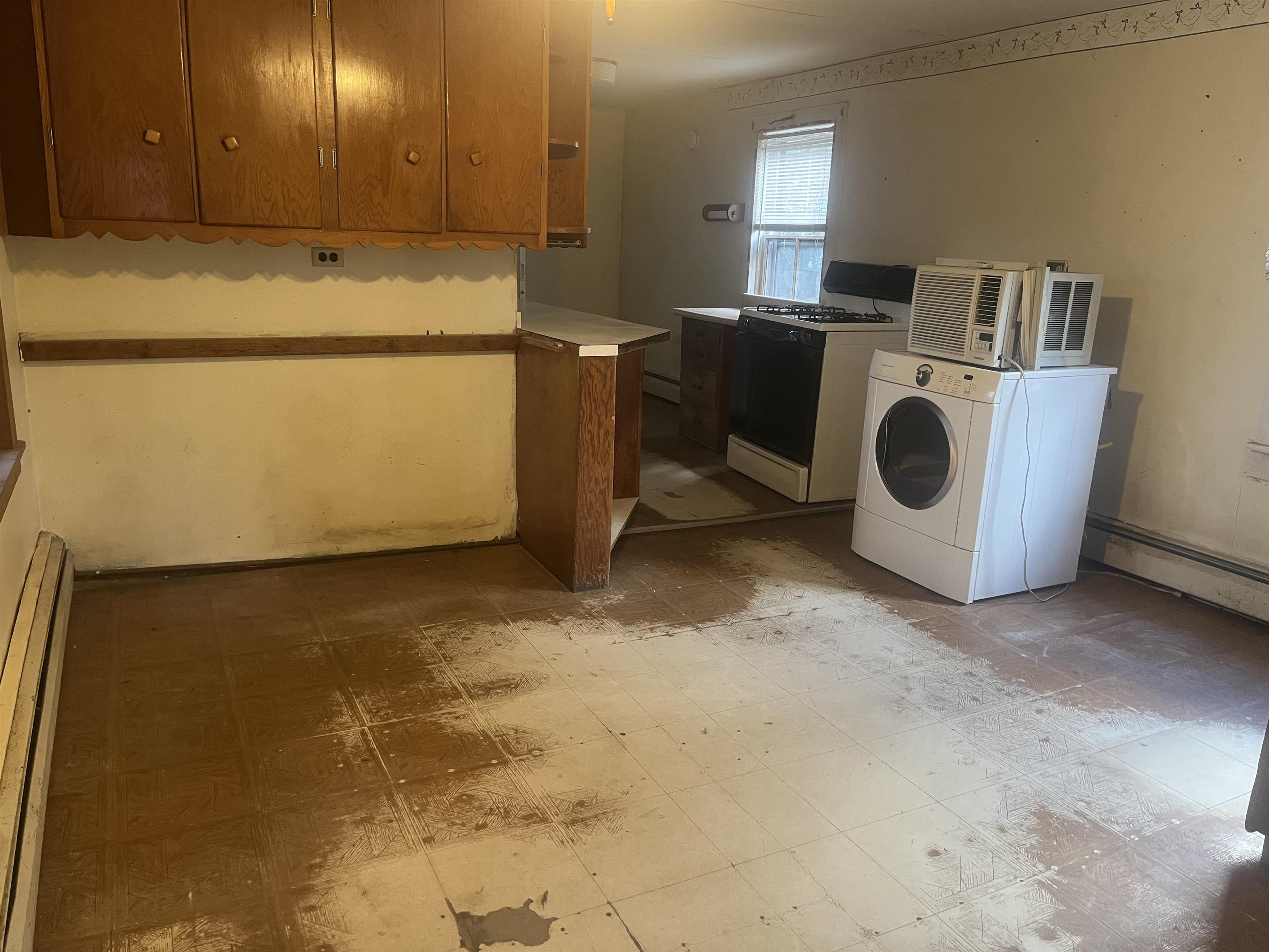 34 East Lake Rd, Fitzwilliam, NH 03447
