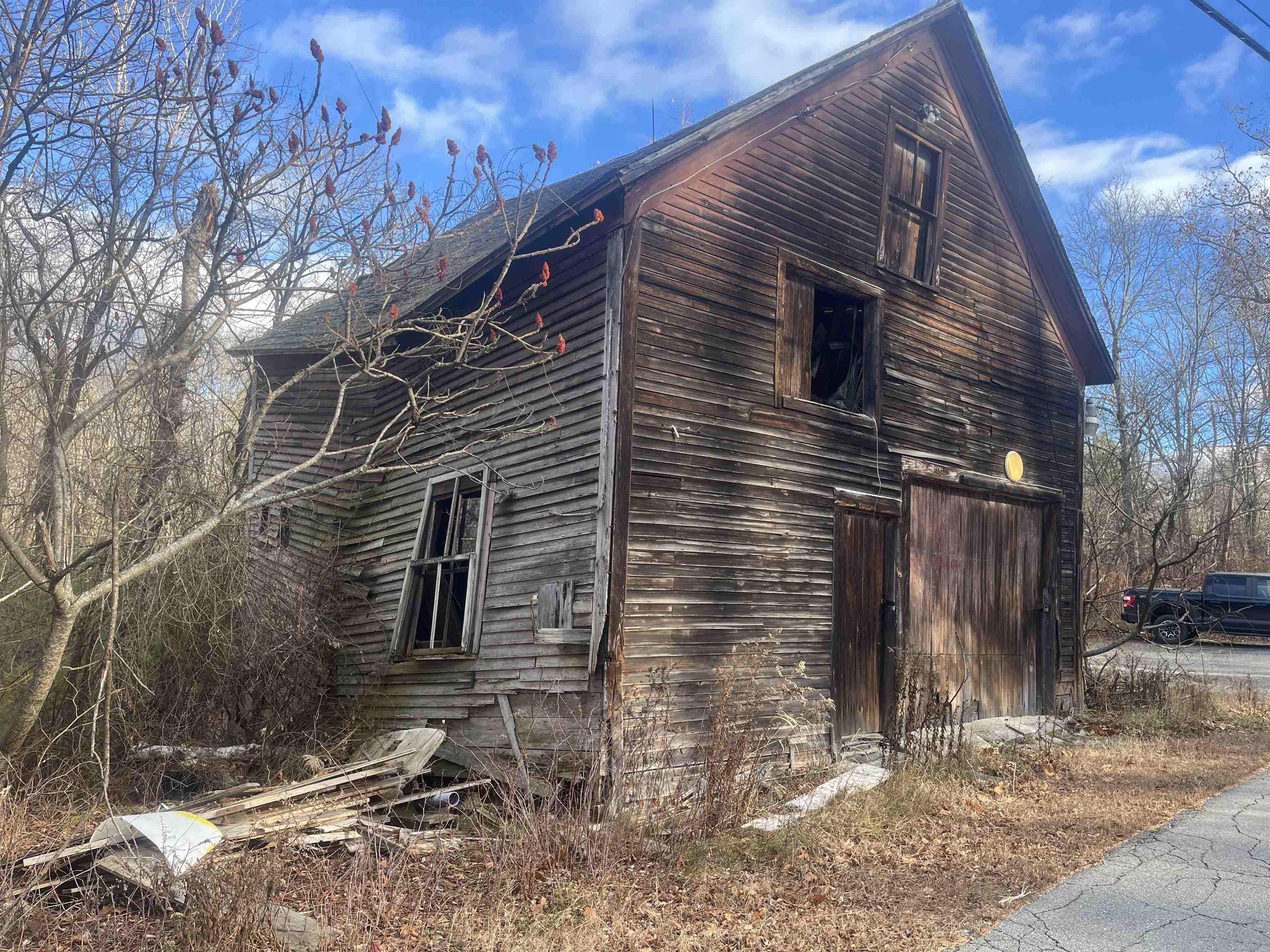 34 East Lake Rd, Fitzwilliam, NH 03447
