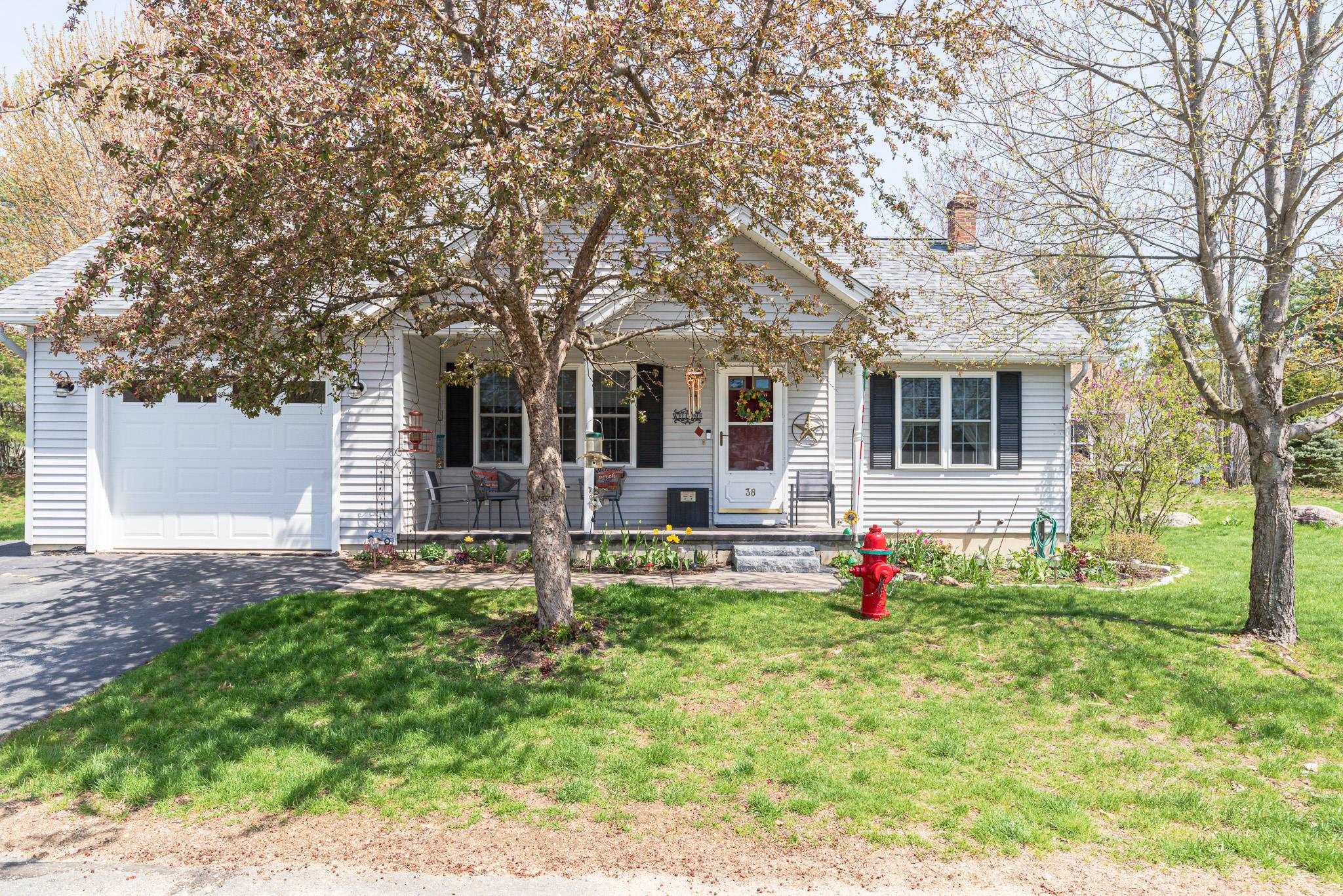 38 Melissa Cir, Jaffrey, NH 03452