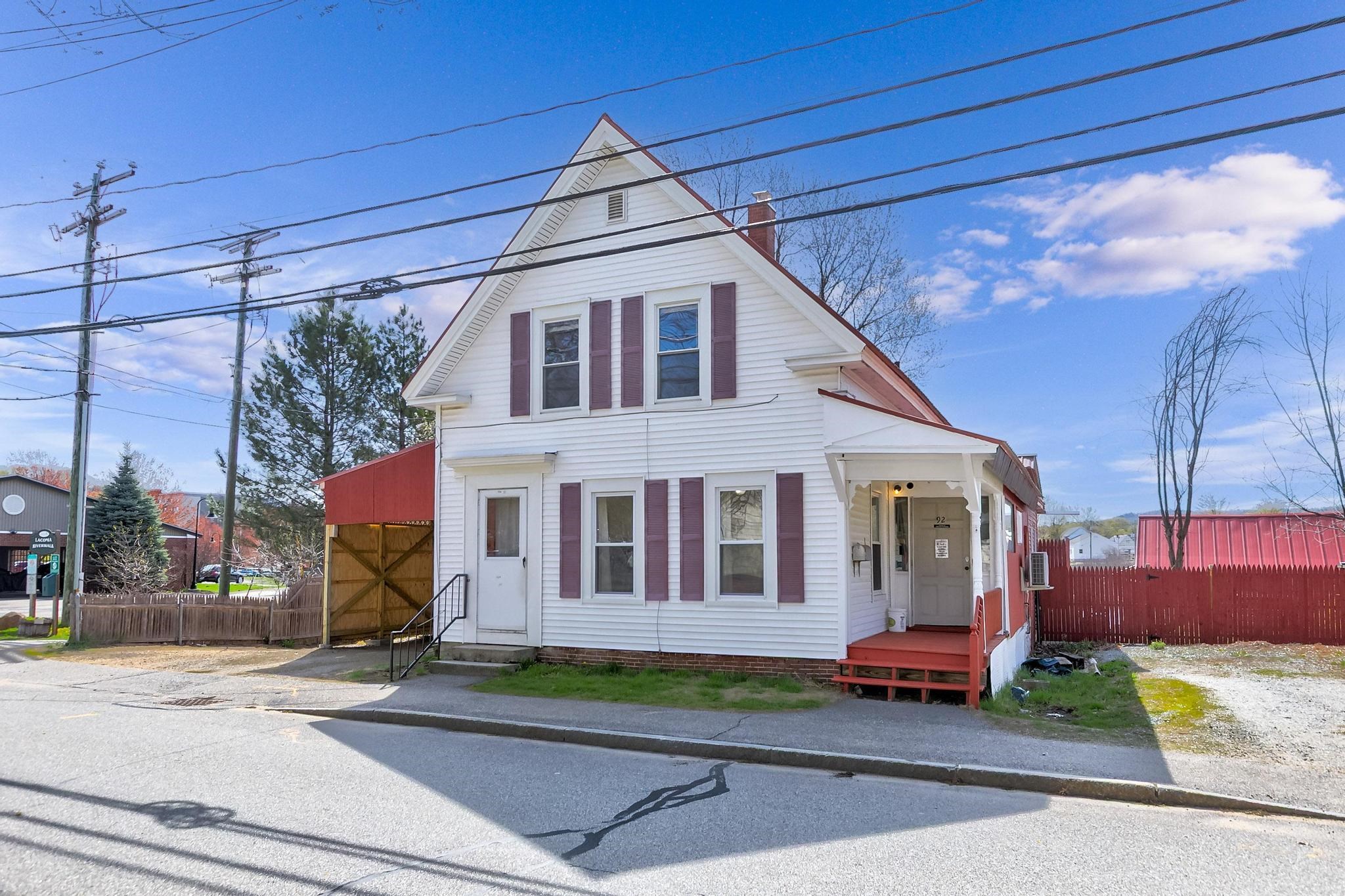 92 Water St, Laconia, NH 03246