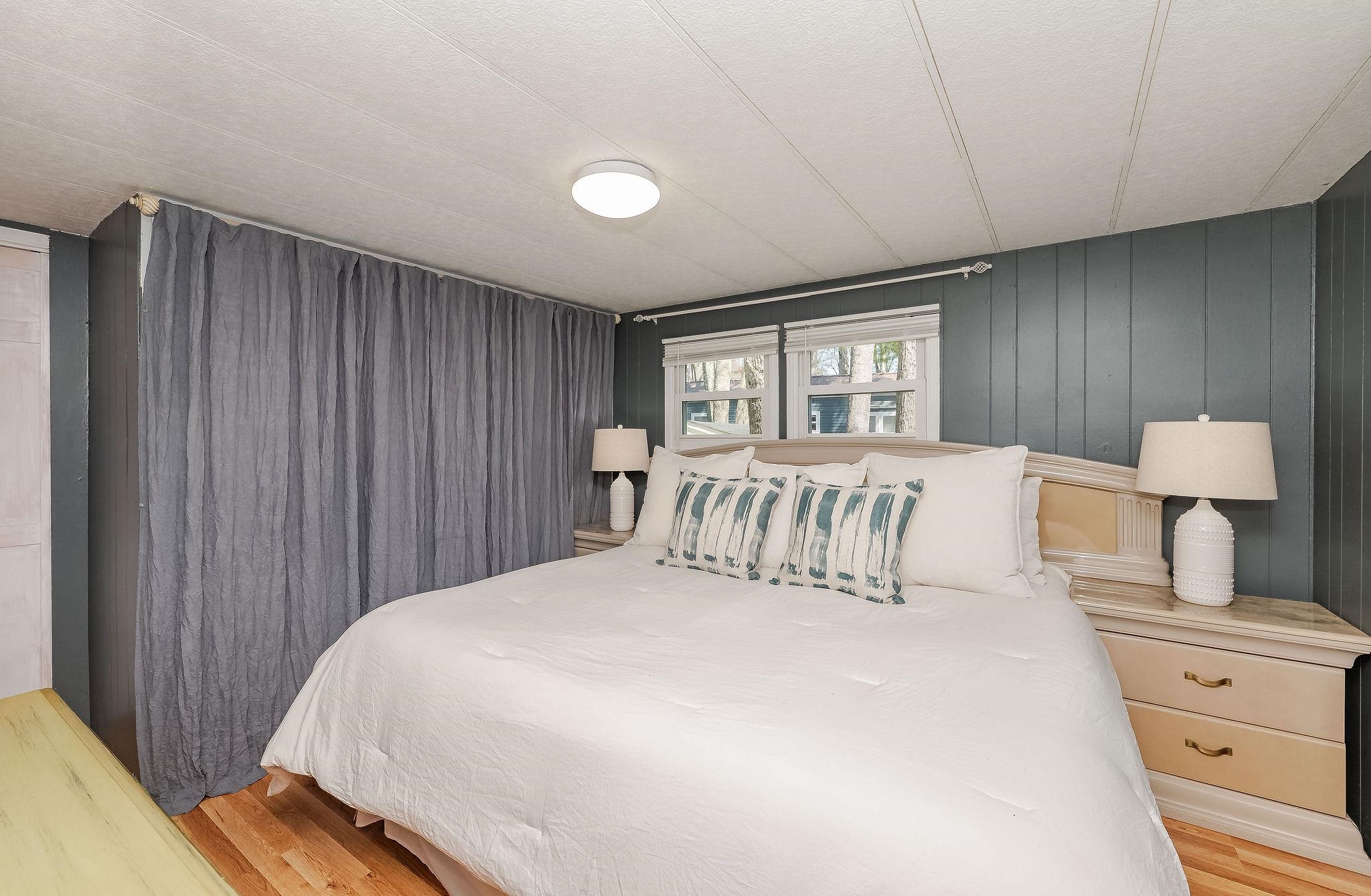 615 Canterbury Dr, Exeter, NH 03833