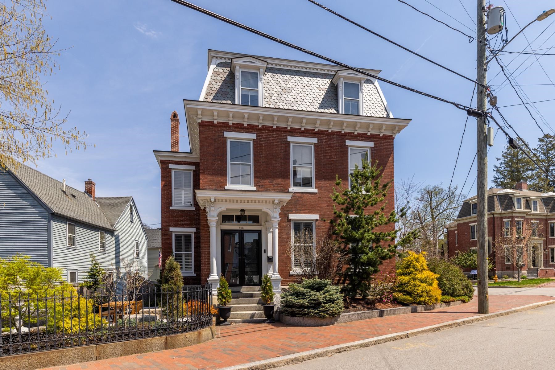 303 Pleasant St, Portsmouth, NH 03801